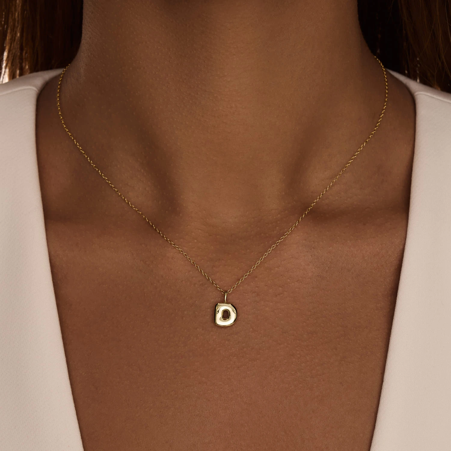 Серебряное колье позолоченое с буквой D MIESTILO 