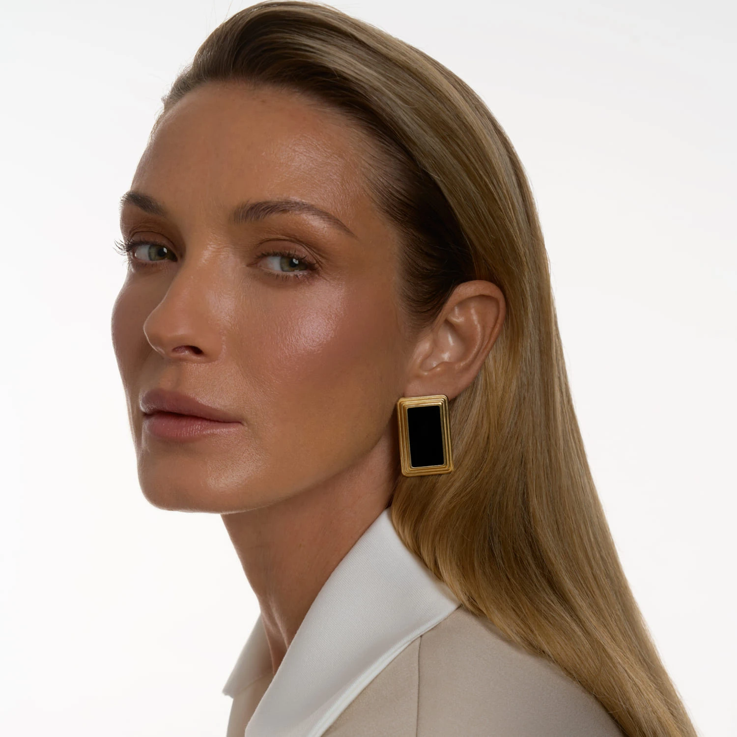 Прямоугольные серьги ВИНТАЖ с черной эмалью