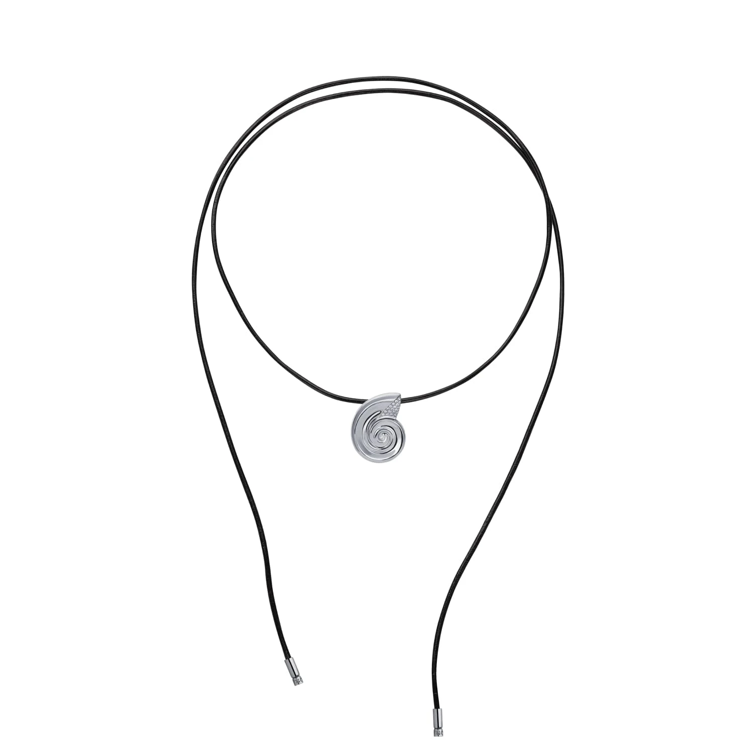 Колье на кожаном шнурке с серебряной подвеской в форме ракушки