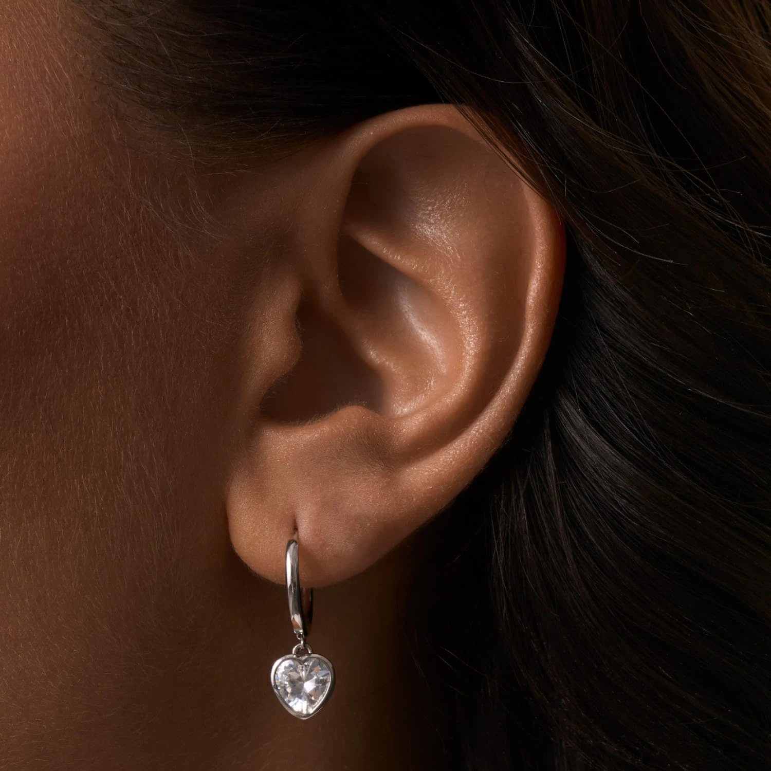 Серебряные серьги с фианитами Angel