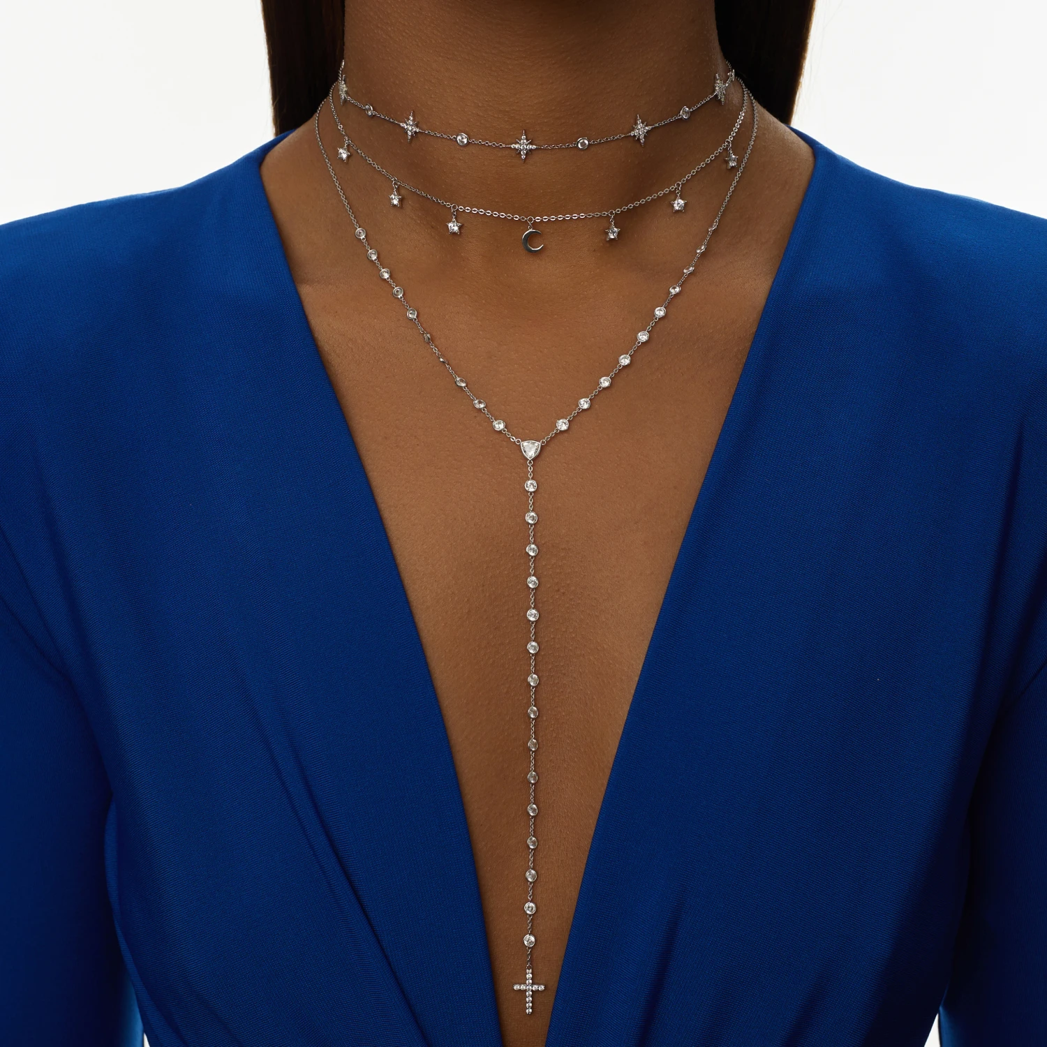 Колье-галстук из серебра с крестом и фианитами