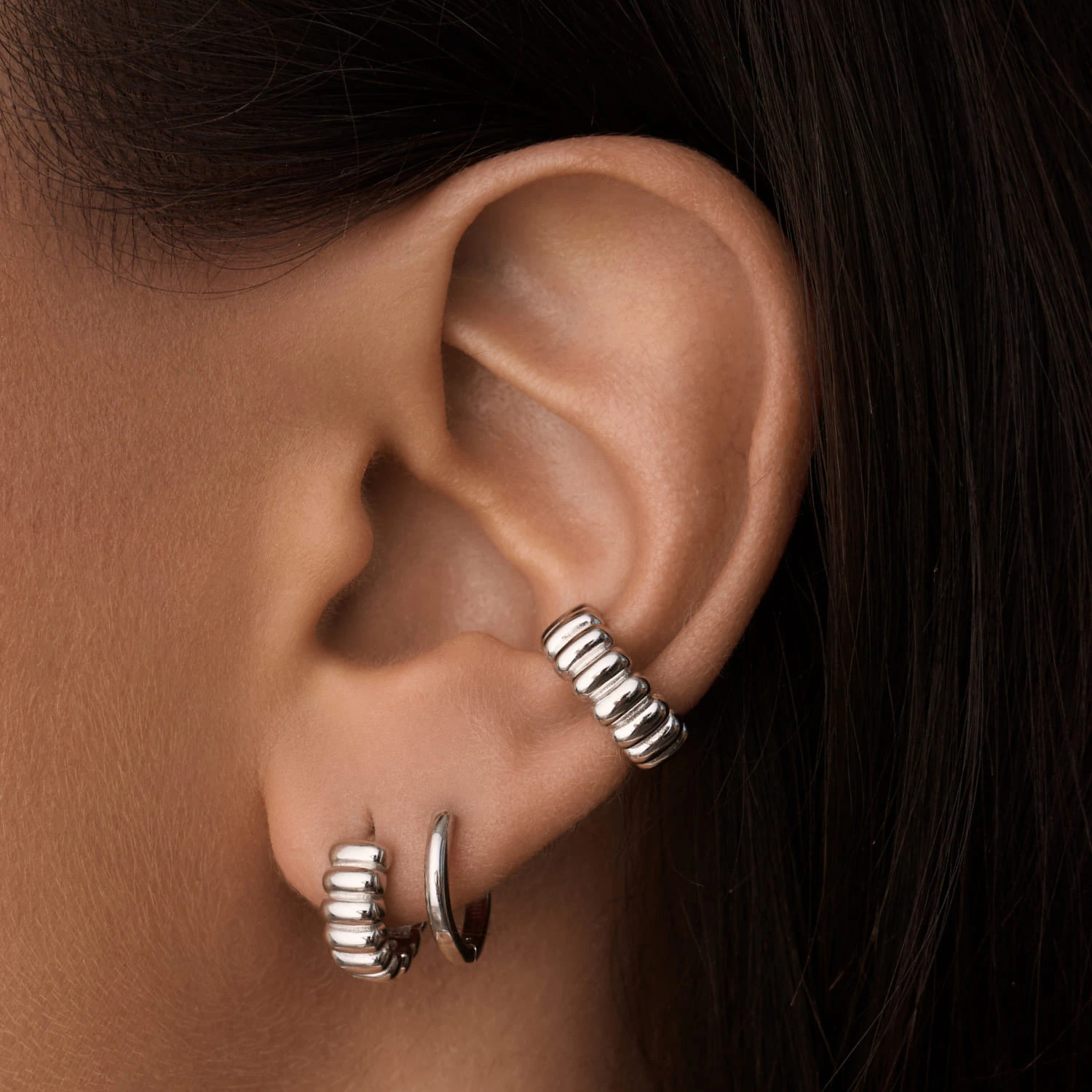 Рельефный кафф из серебра MIESTILO