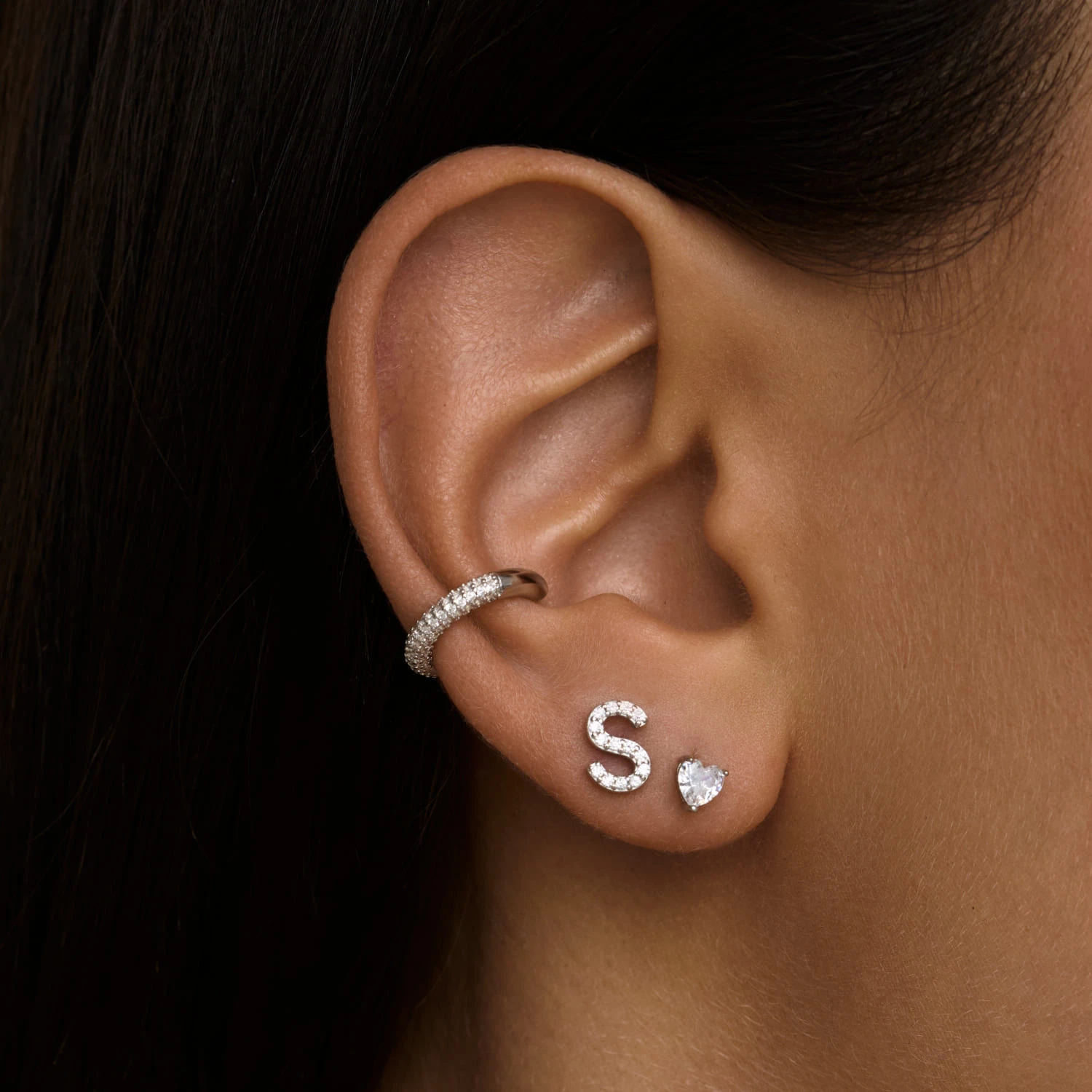 Моносерьга в виде буквы S MIESTILO