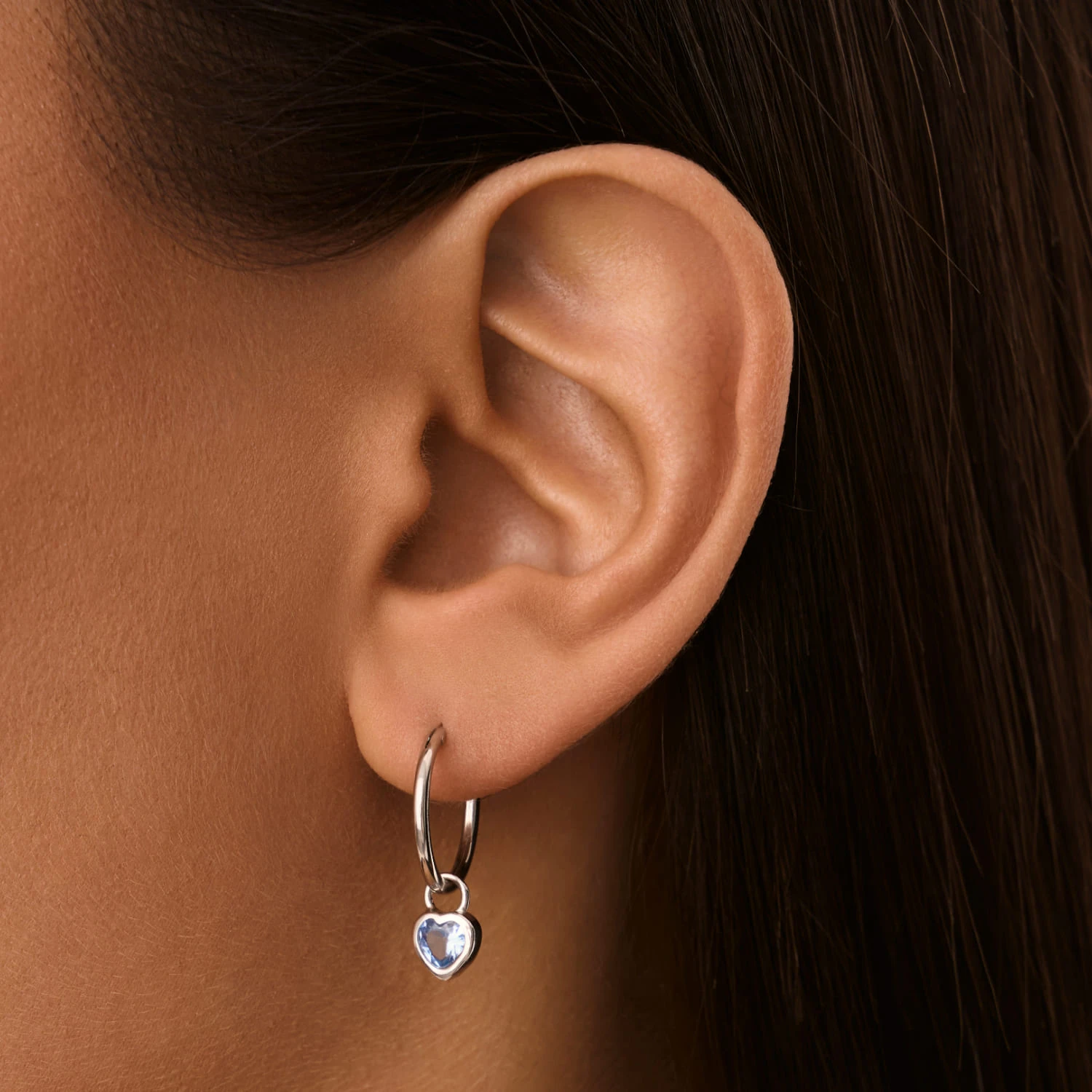 Серебряные серьги-конго со съемными подвесками-сердечками с голубыми фианитами MIESTILO 