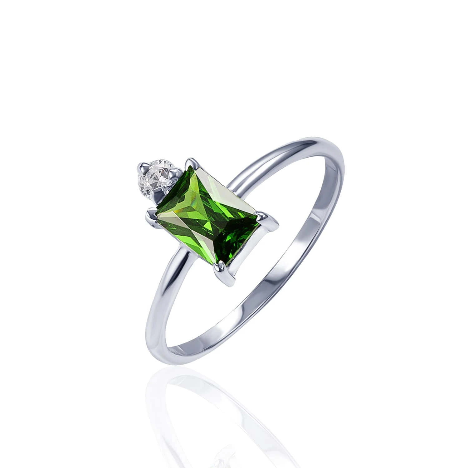 Серебряное кольцо с зеленым фианитом "Энергия"