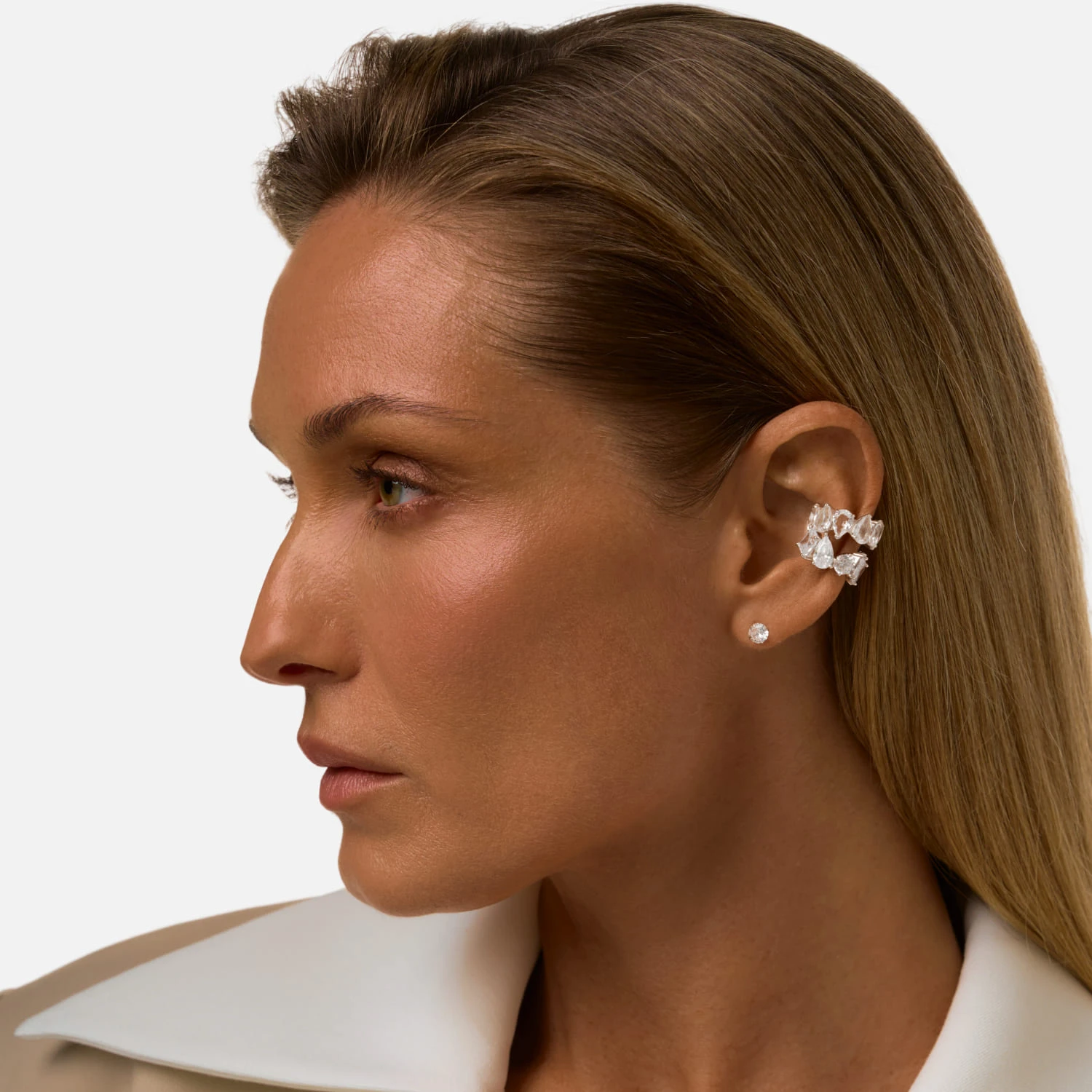 Серебряный кафф ЭРОС с горным хрусталем