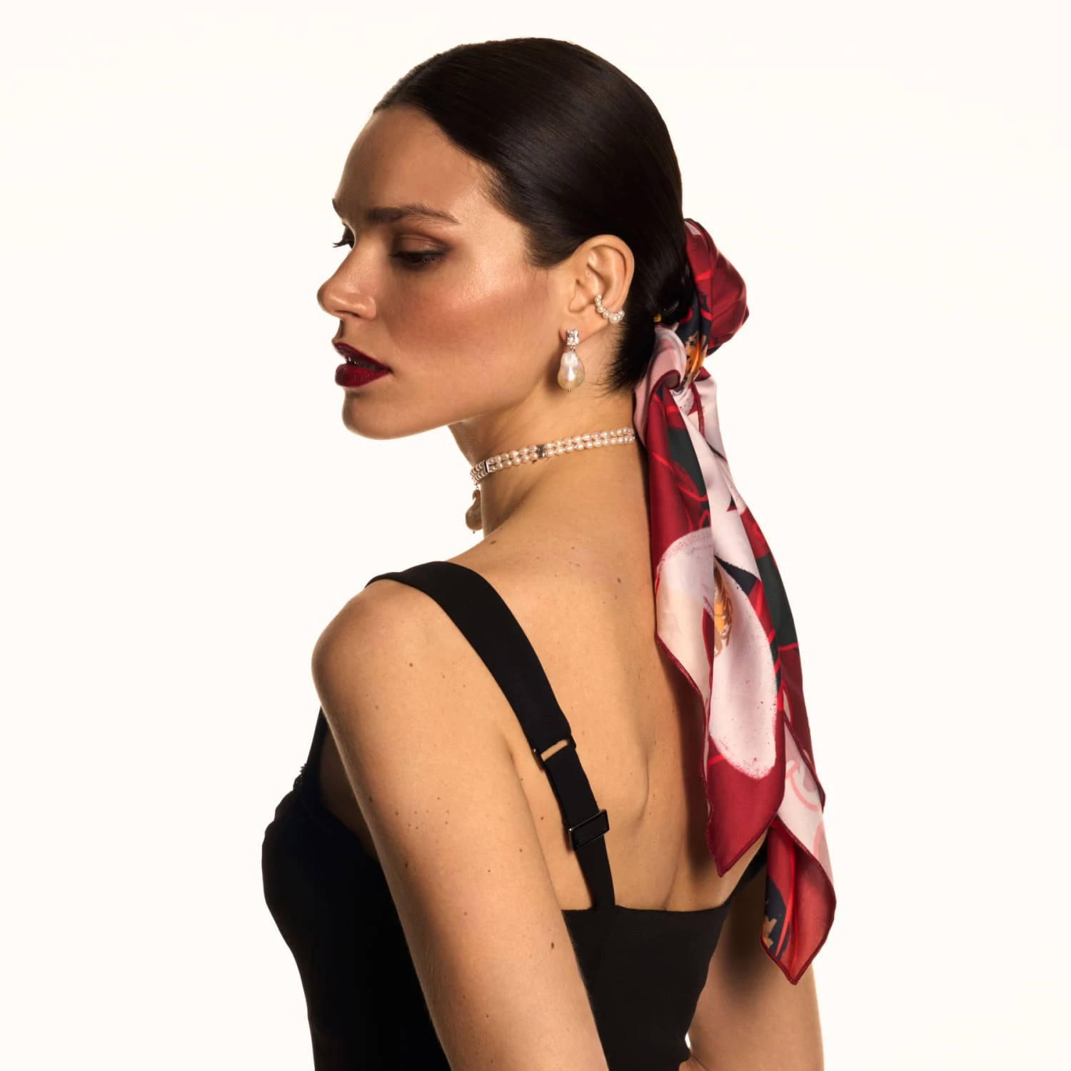 Серебряный чокер SICILIA с барочной жемчужиной