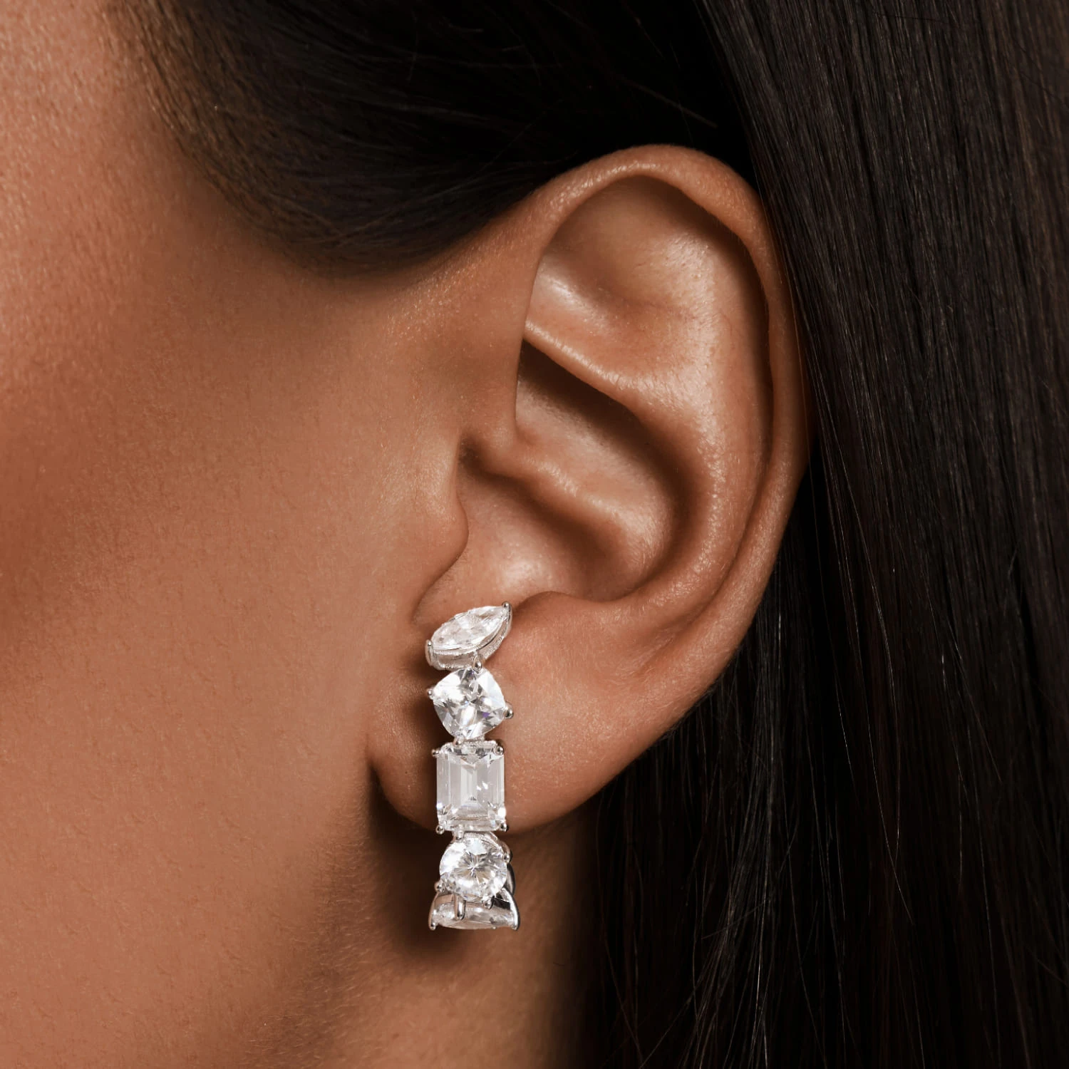 Серебряные серьги-скобы A LA RUSSE с фианитами