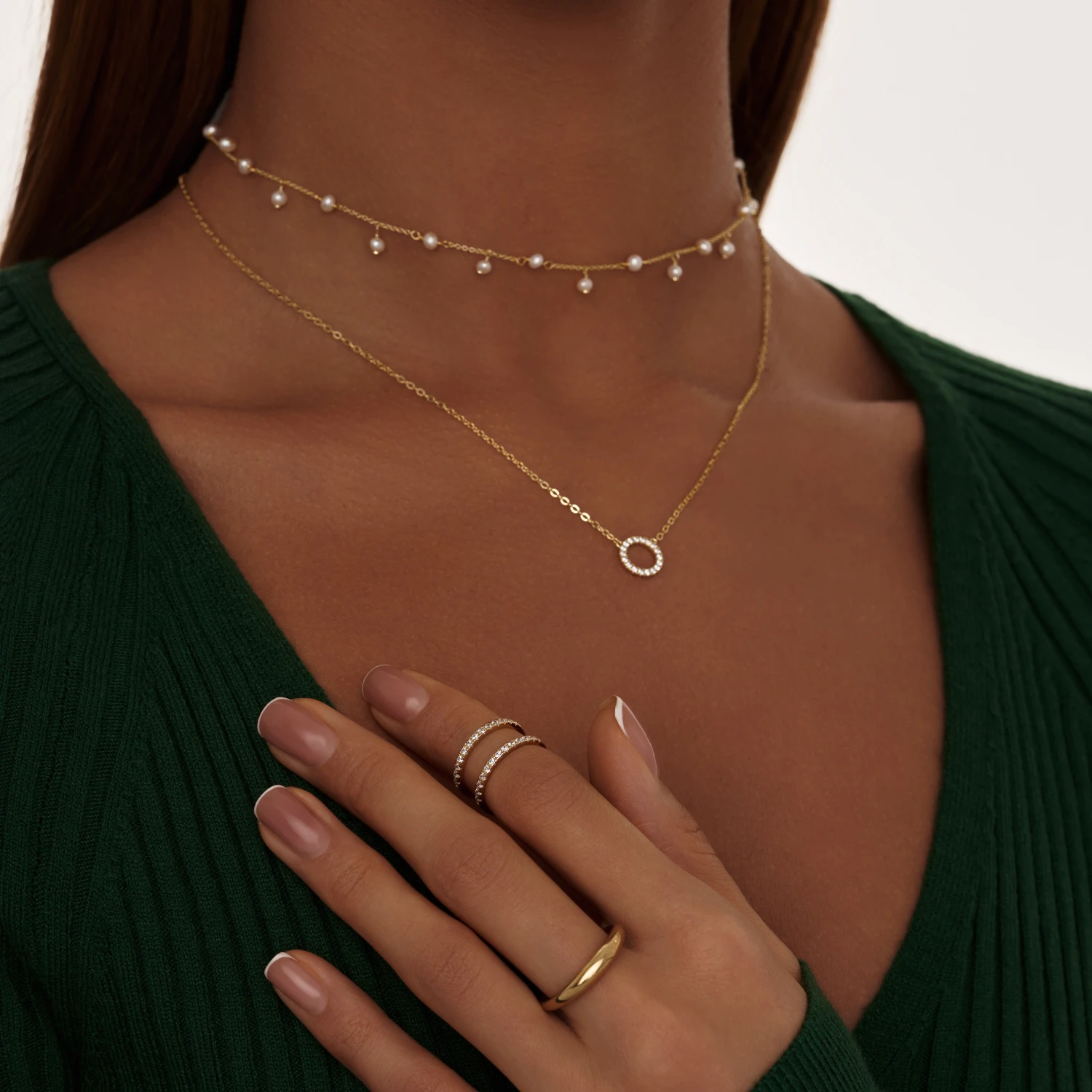 Позолоченное колье из серебра с натуральным жемчугом