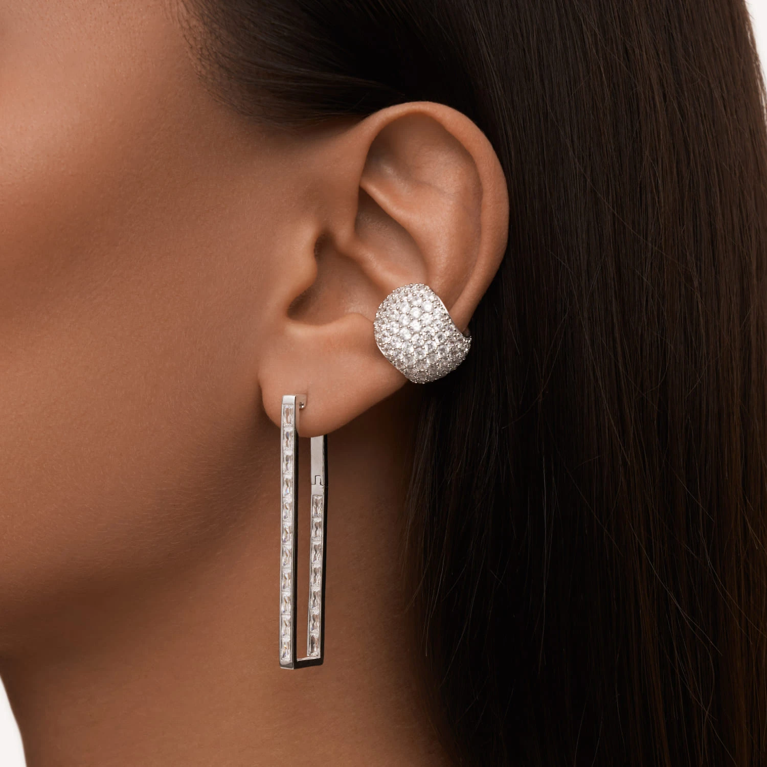 Серебряные длинные серьги HARMONY с фианитами