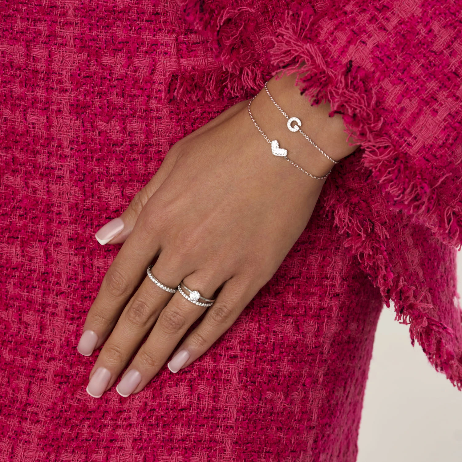 Серебряный браслет с буквой G MIESTILO