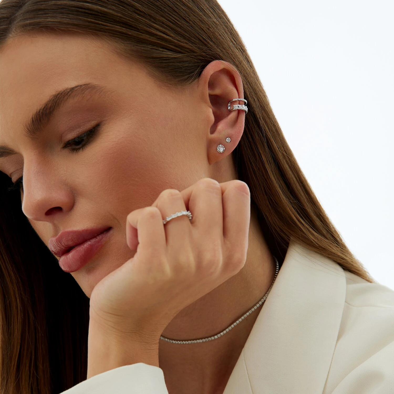 Серебряные серьги-гвоздики с фианитами 3мм