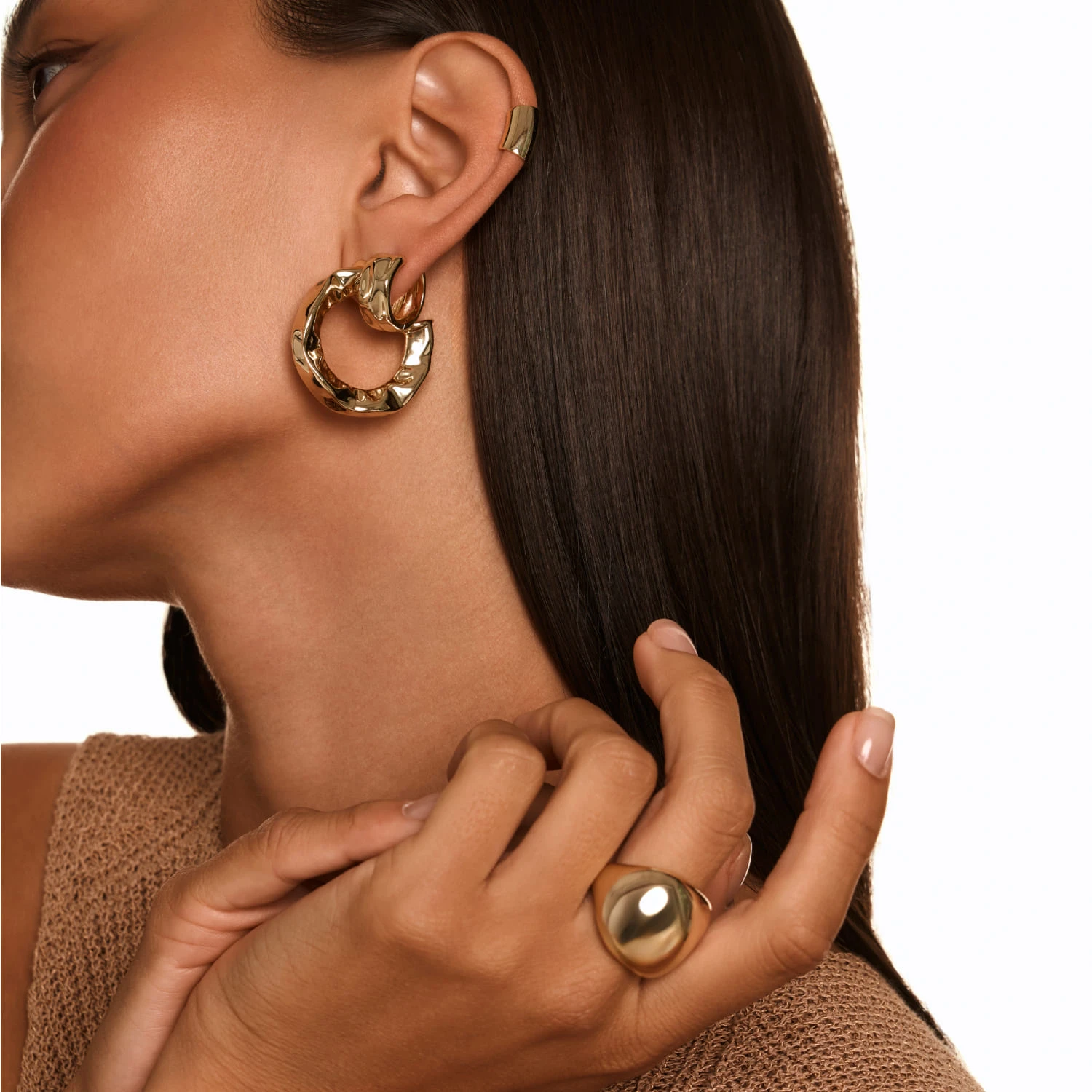 Объемное кольцо PENELOPE из серебра в покрытии желтое золото