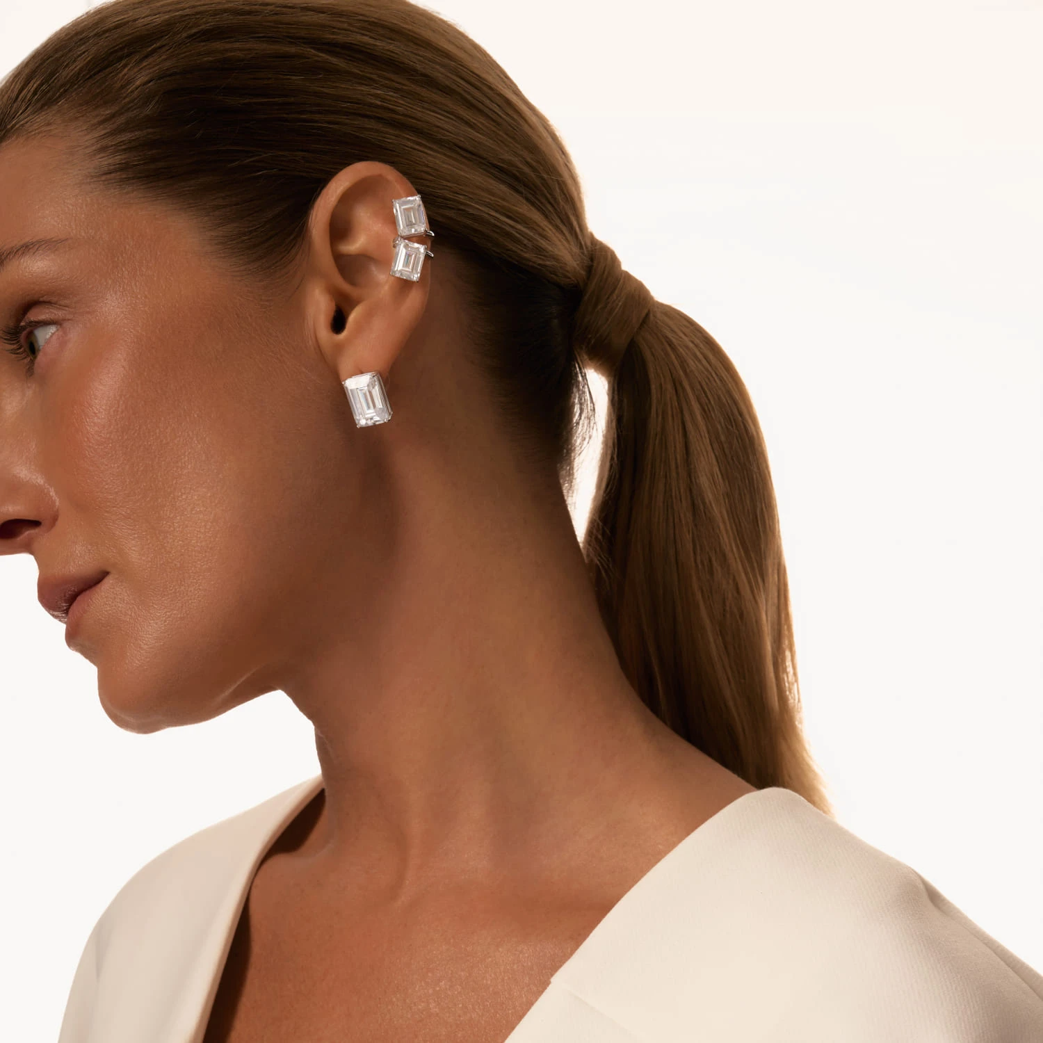 Серебряные крупные серьги ГРАЦИЯ с фианитом