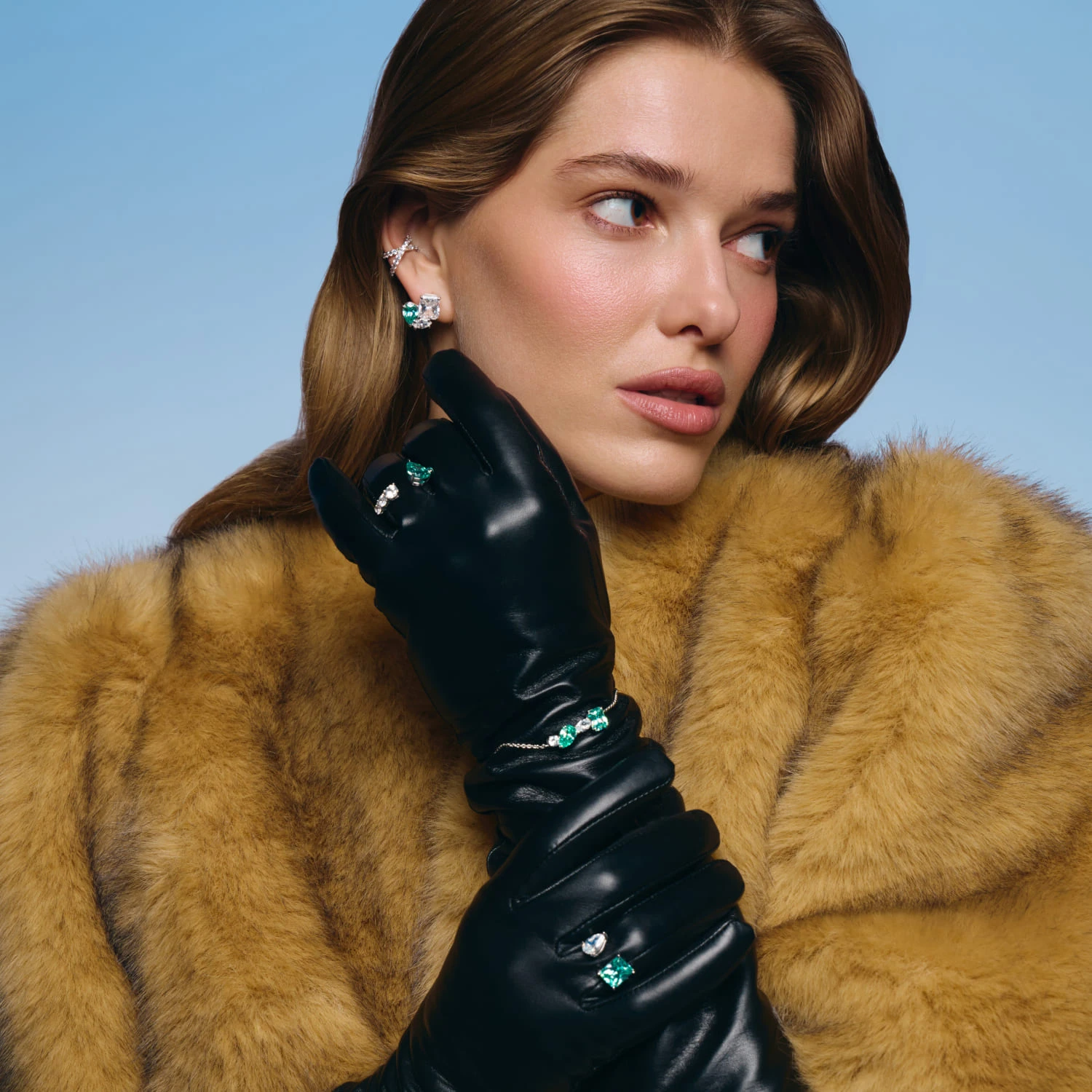 Двойной серебряный кафф с фианитами