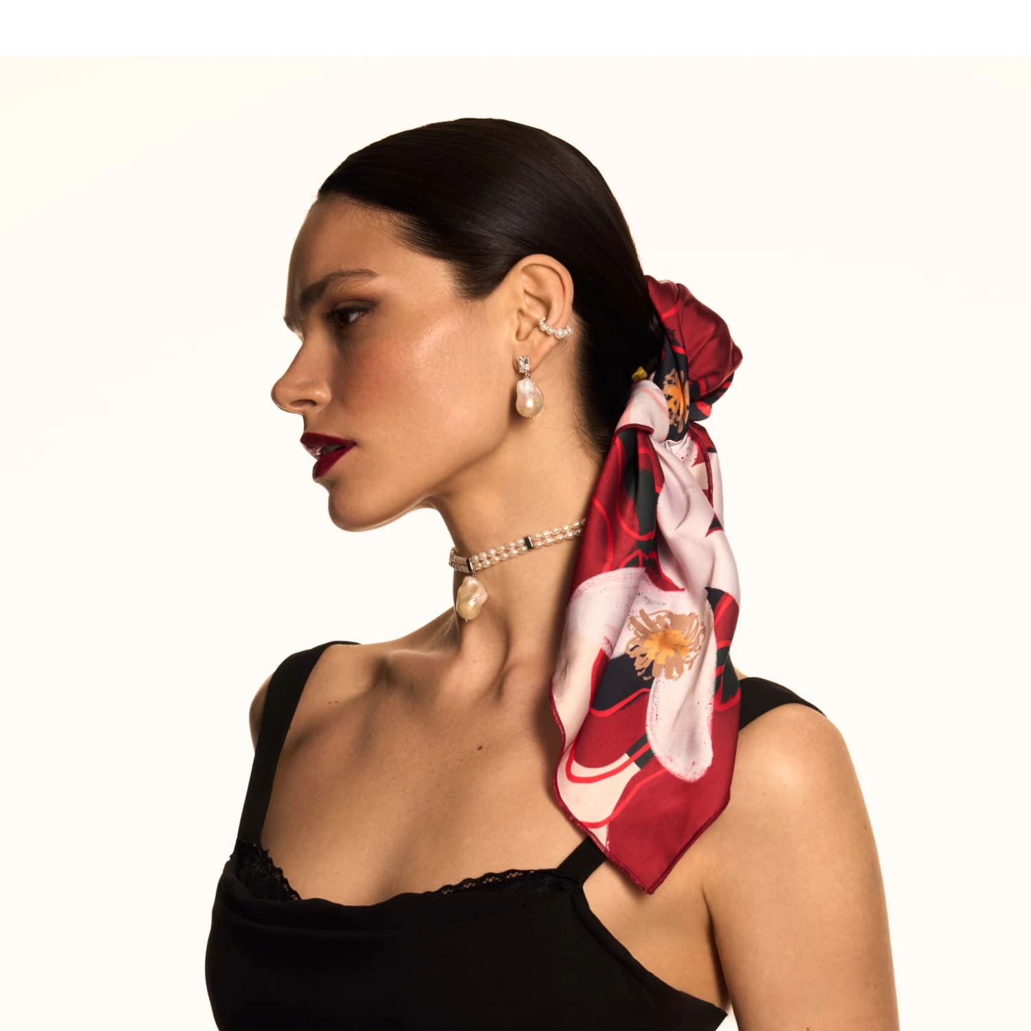 Серебряный чокер SICILIA с барочной жемчужиной