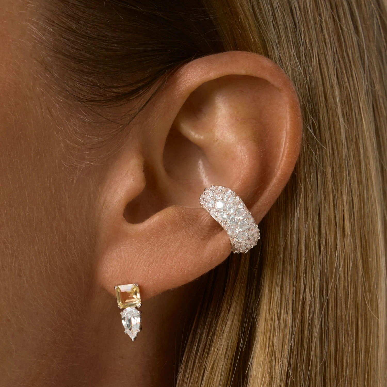 Серебряные серьги-пусеты ЭЙФОРИЯ с цитрином и фианитом