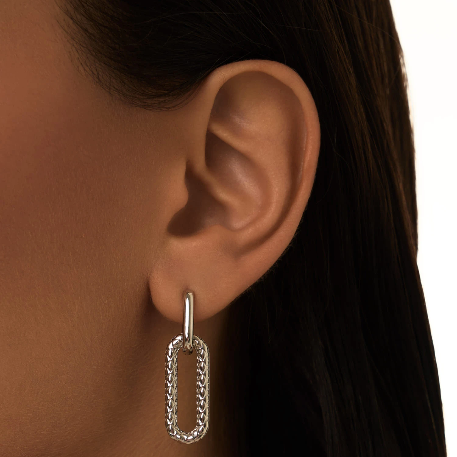 Серебряные серьги-трансформеры с фактурными овалами и фианитами