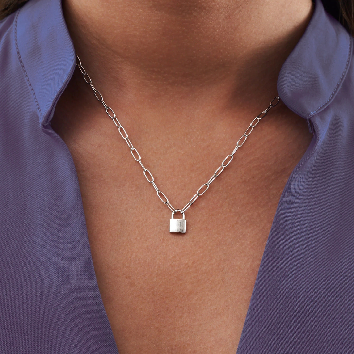 Серебряная подвеска в форме замка MIESTILO 