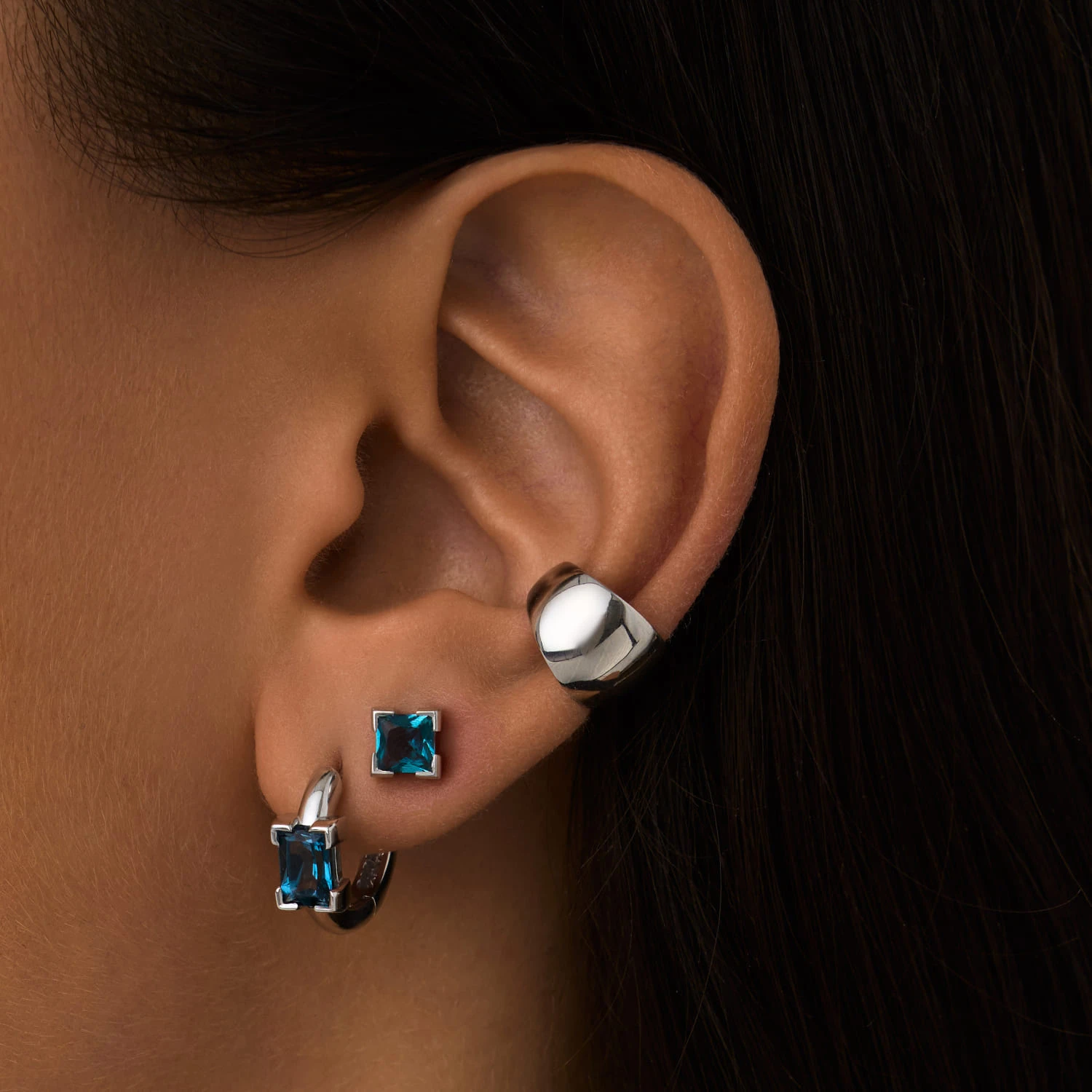 Серебряные серьги-кольца PURITY с London топазом