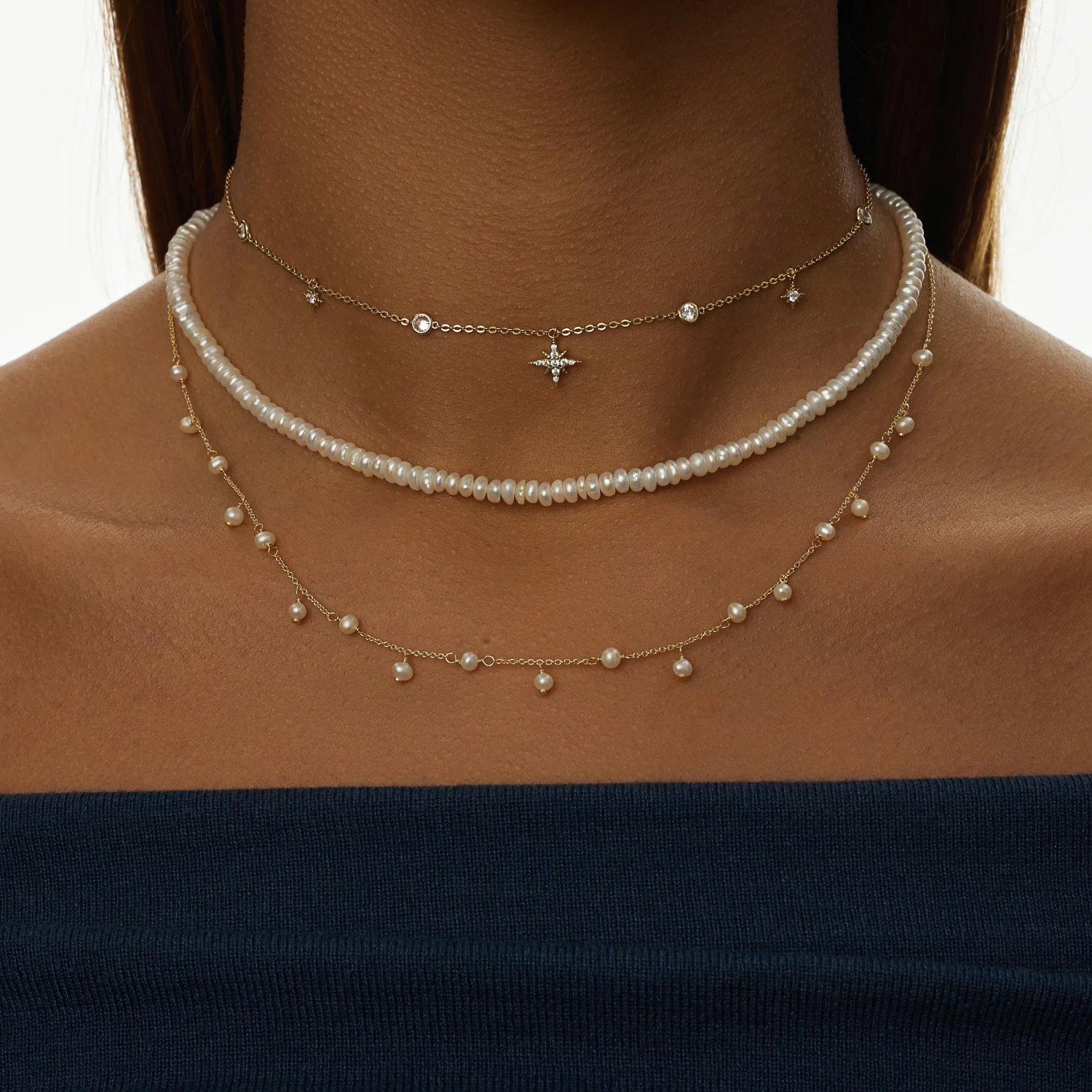 Позолоченное колье из серебра с натуральным жемчугом