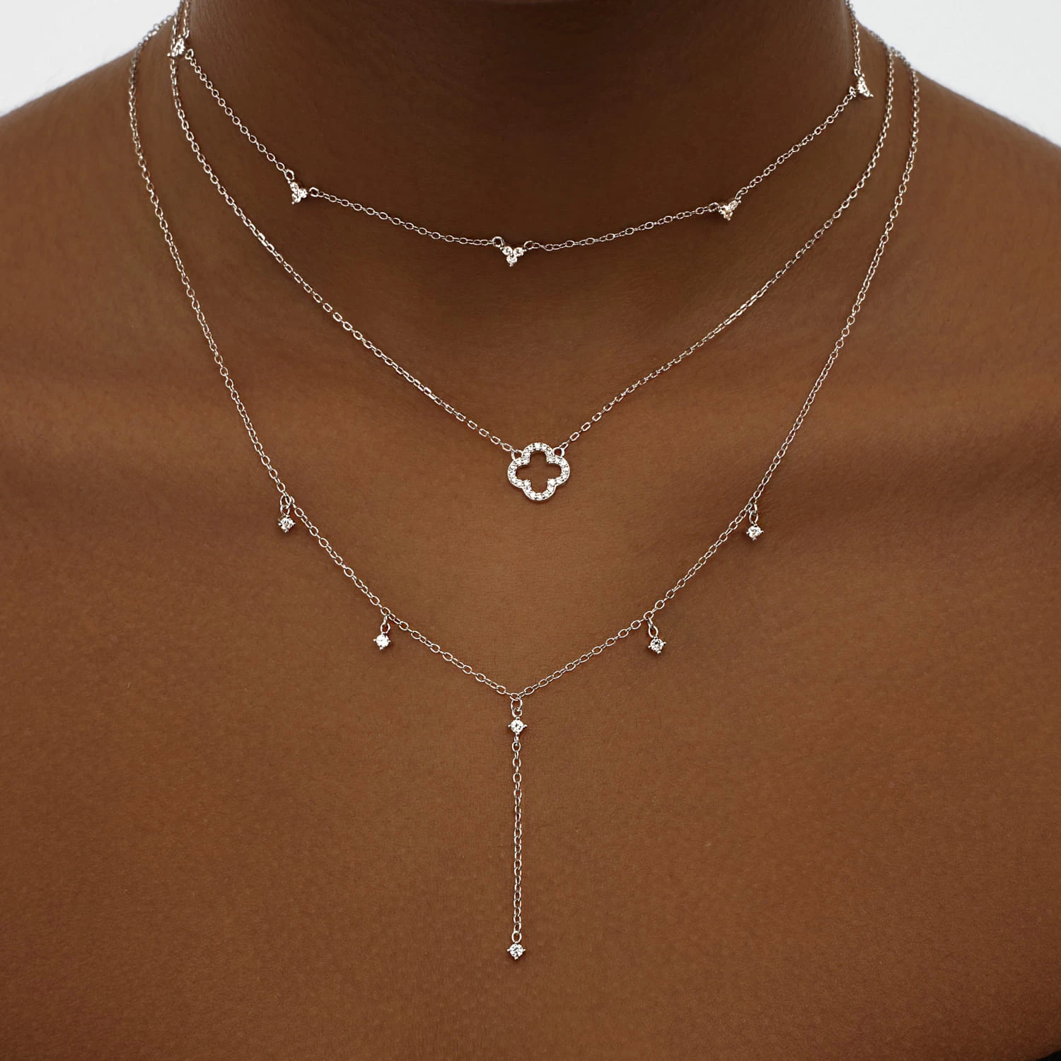 Серебряное колье-чокер с фианитами MIESTILO 