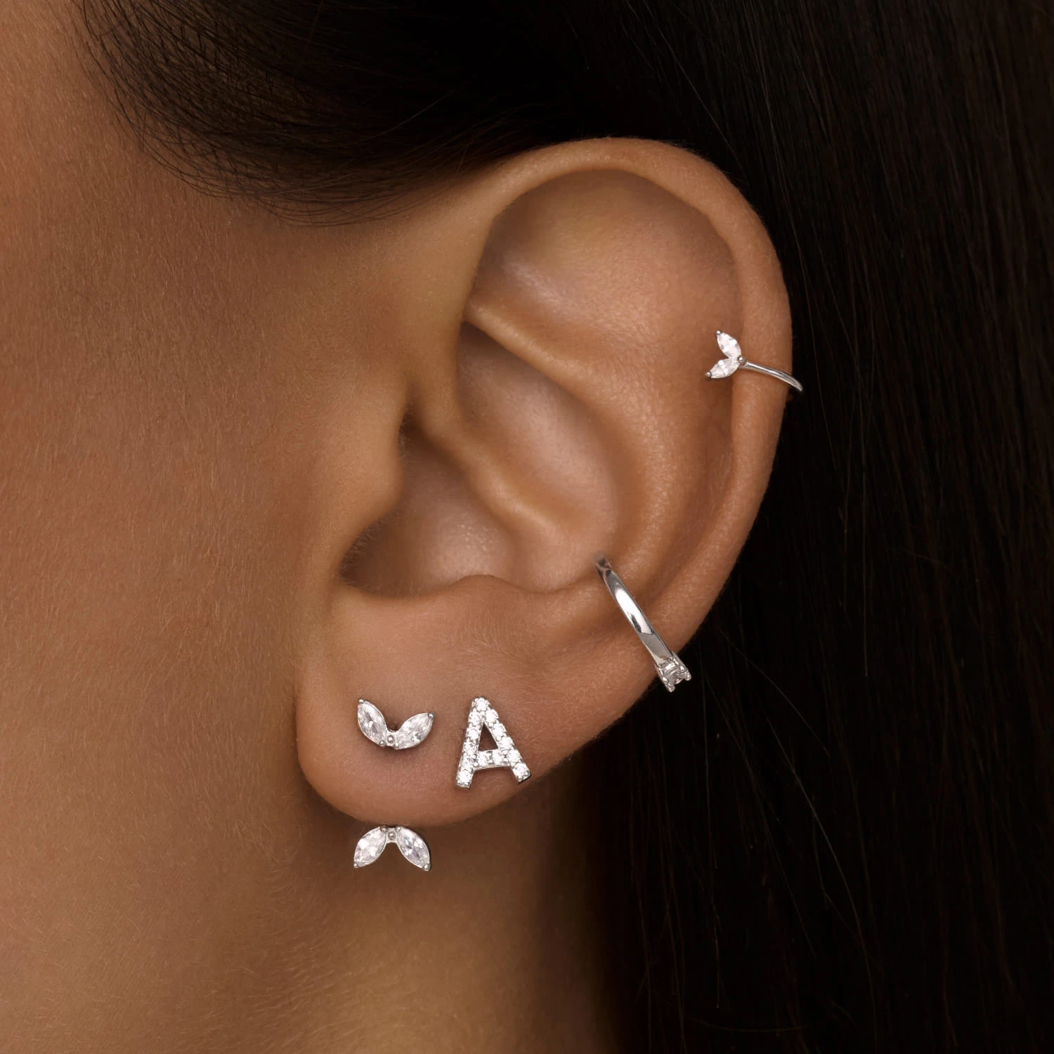 Моносерьга в виде буквы А MIESTILO