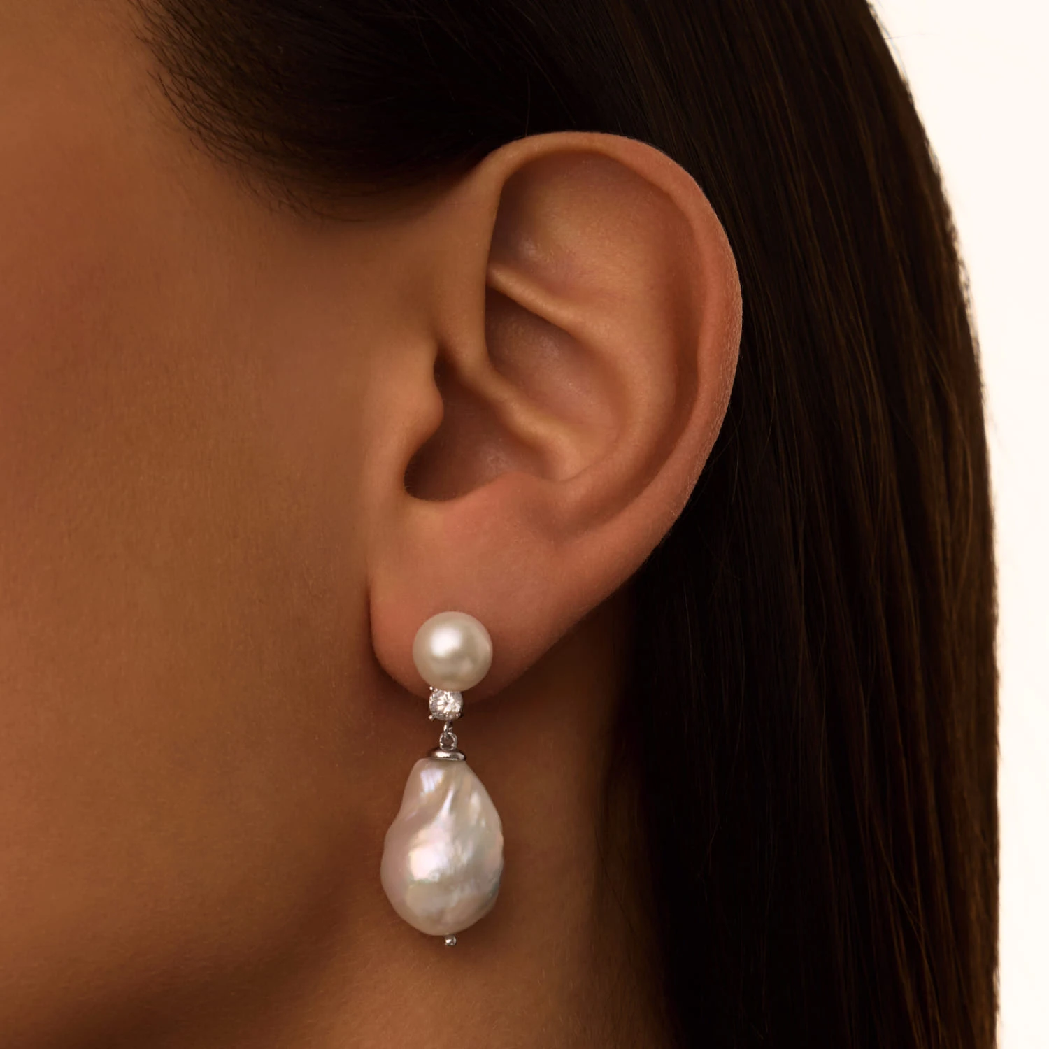 Серебряные серьги SICILIA с жемчугом и фианитом