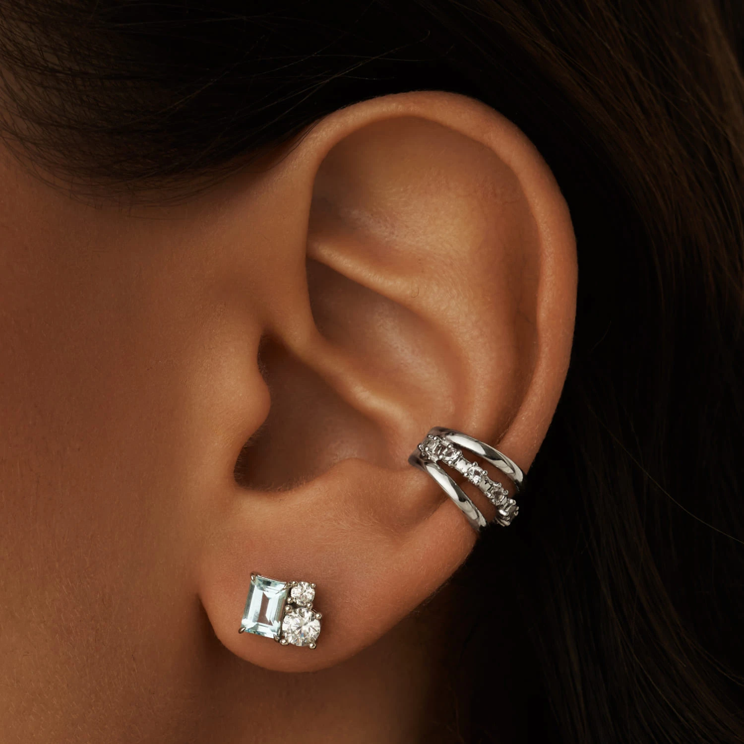 Серебряные серьги PURITY с топазом Sky и фианитами