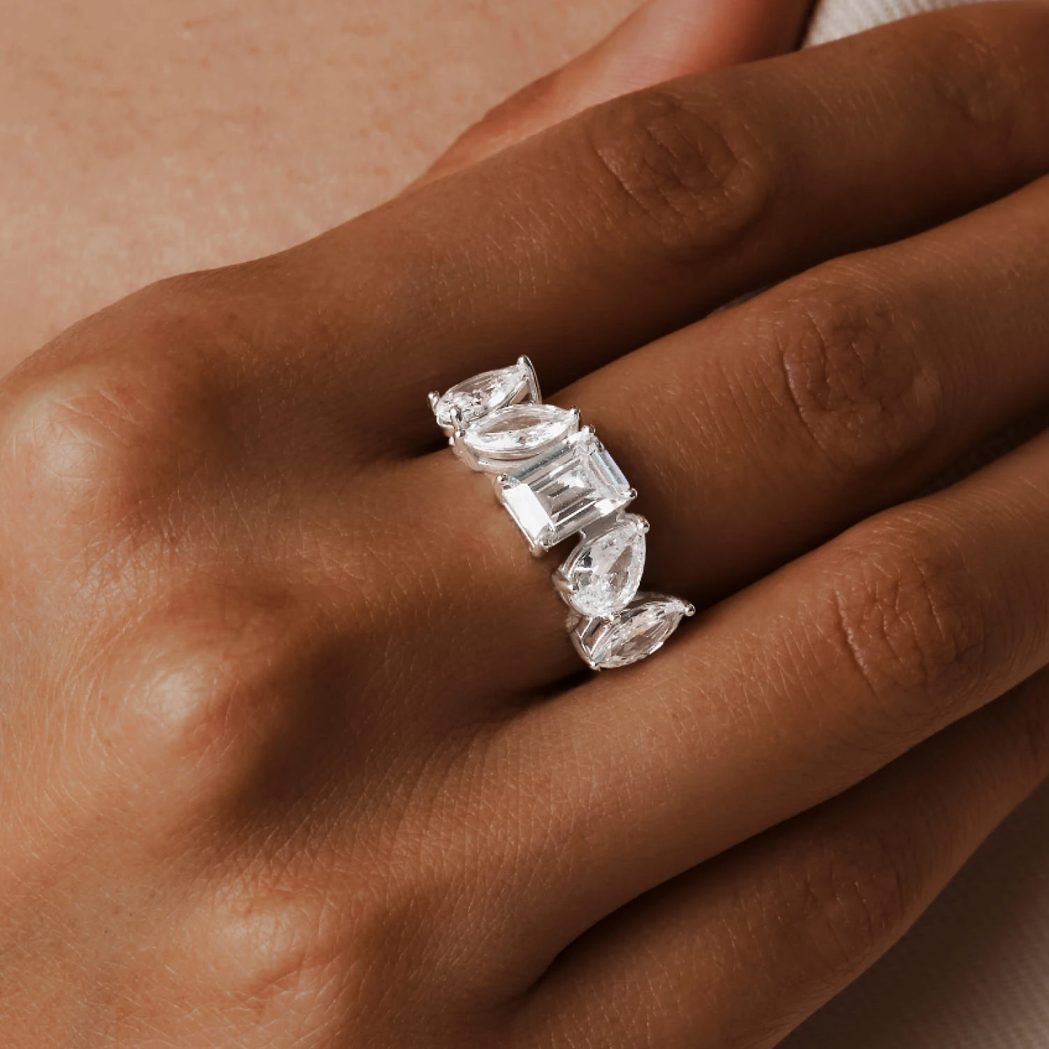 Серебряное кольцо A LA RUSSE с фианитами