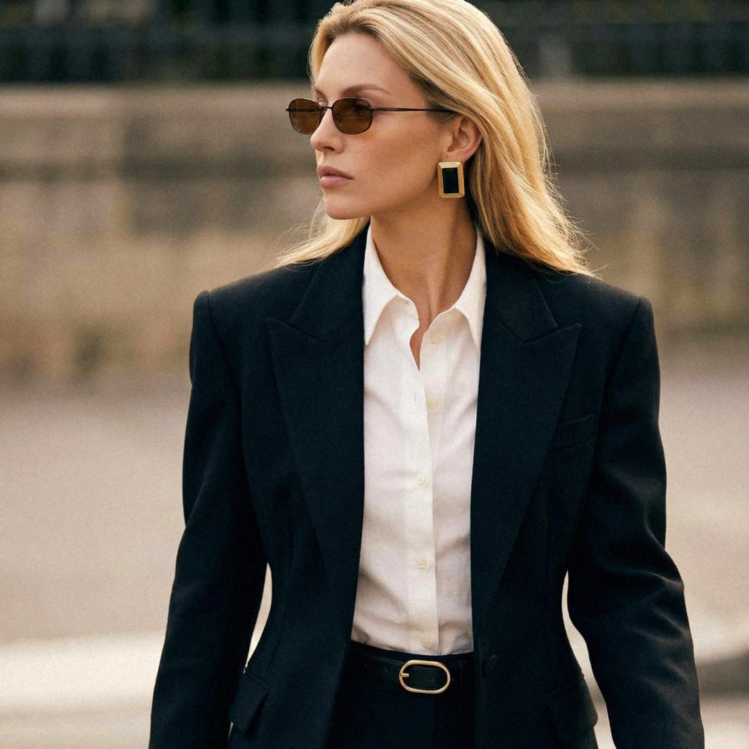 Прямоугольные серьги ВИНТАЖ с черной эмалью