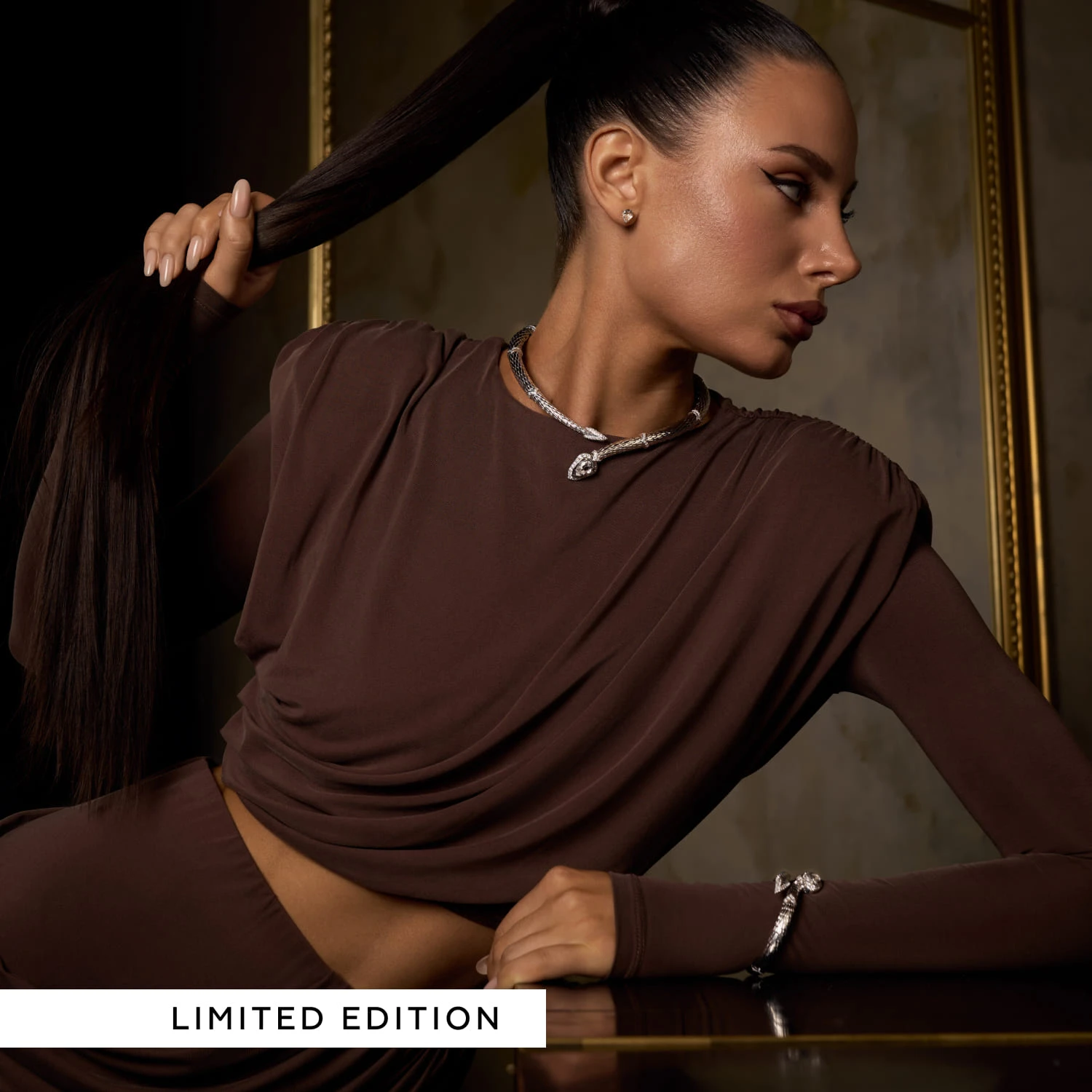 Серебряный жесткий браслет EPIONA с горным хрусталем