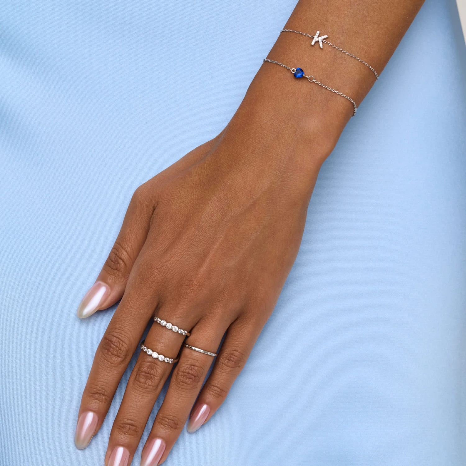 Браслет из серебра с синим фианитом в огранке сердце MIESTILO