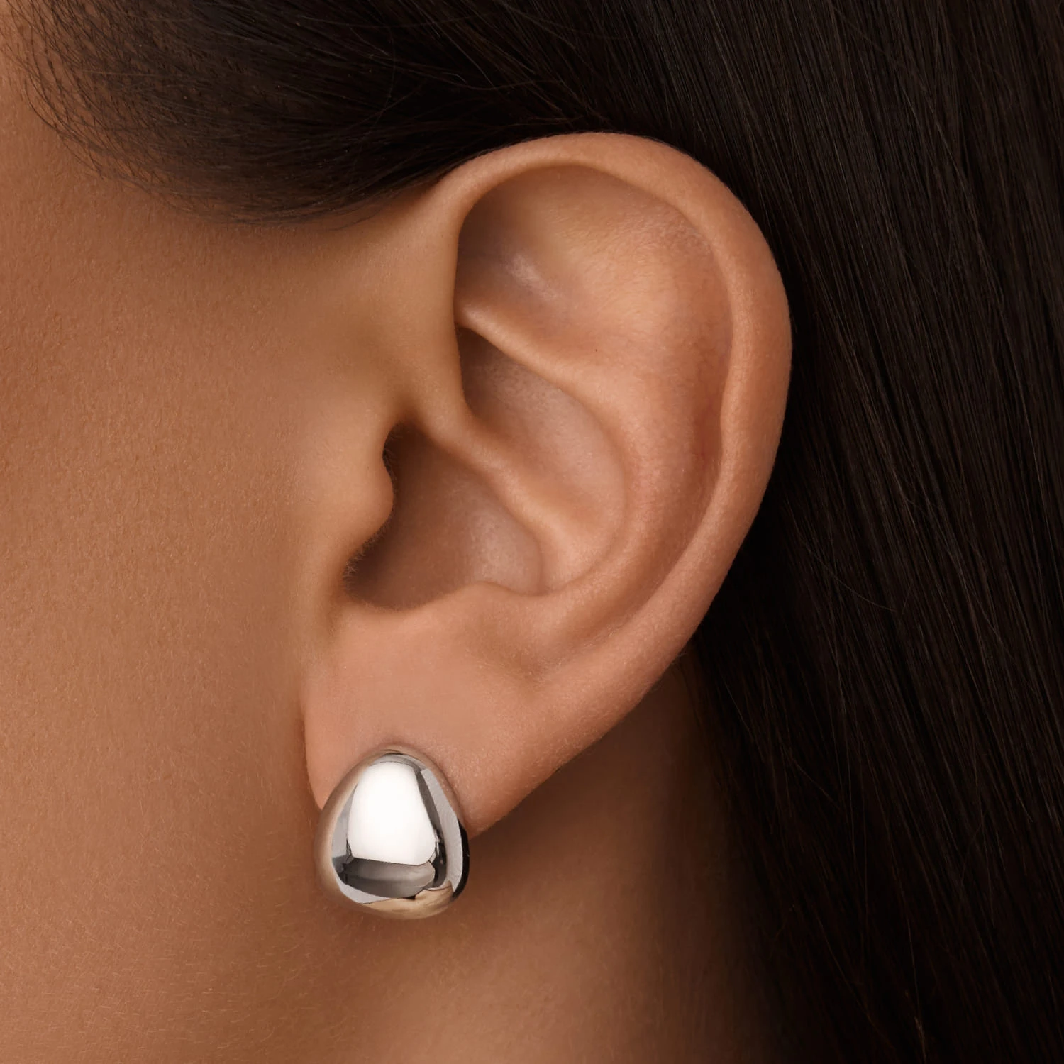 Каплевидные серьги-пусеты из серебра MIESTILO 