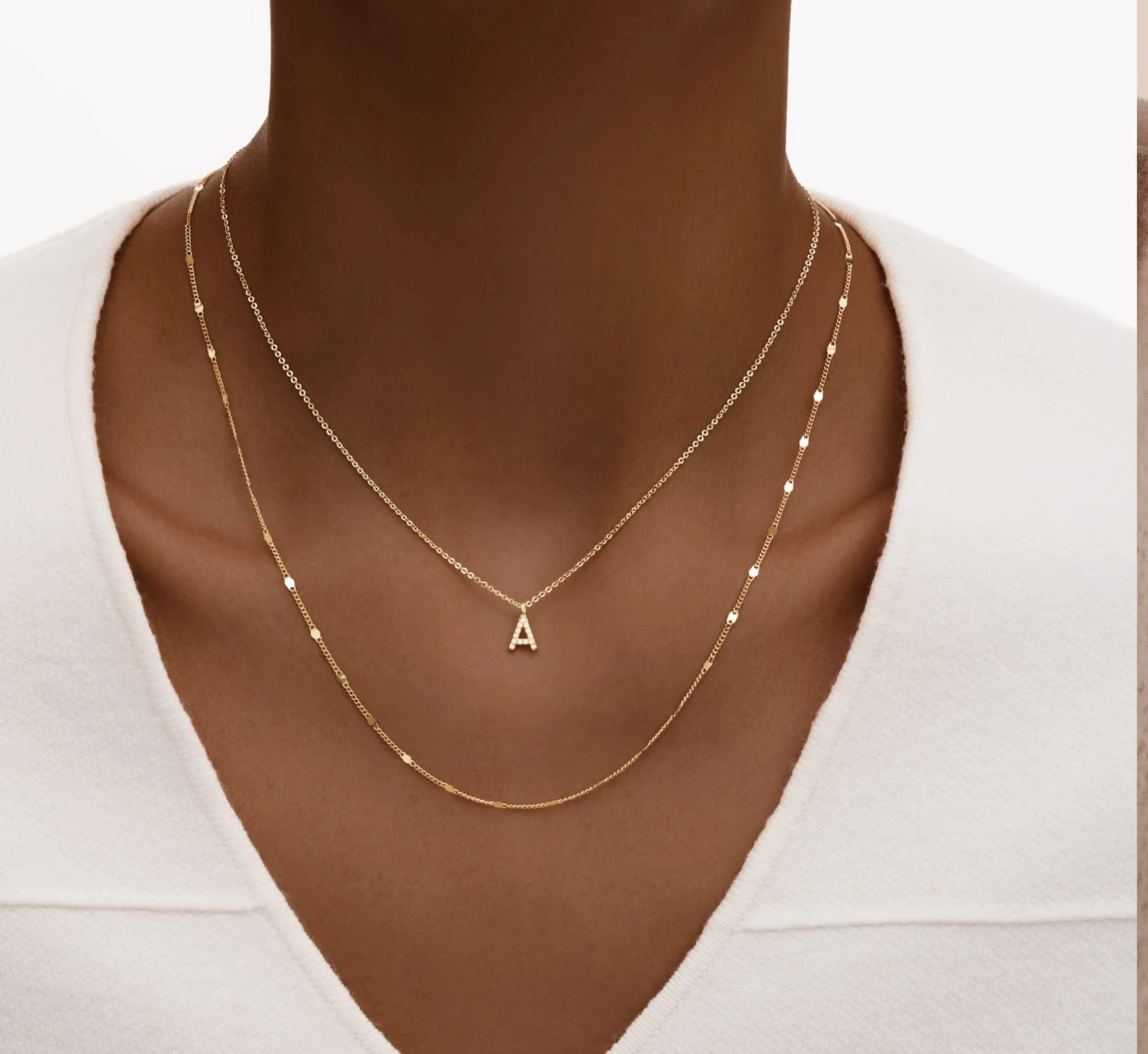 Серебряное колье  в покрытии желтое золото  с буквой А MIESTILO