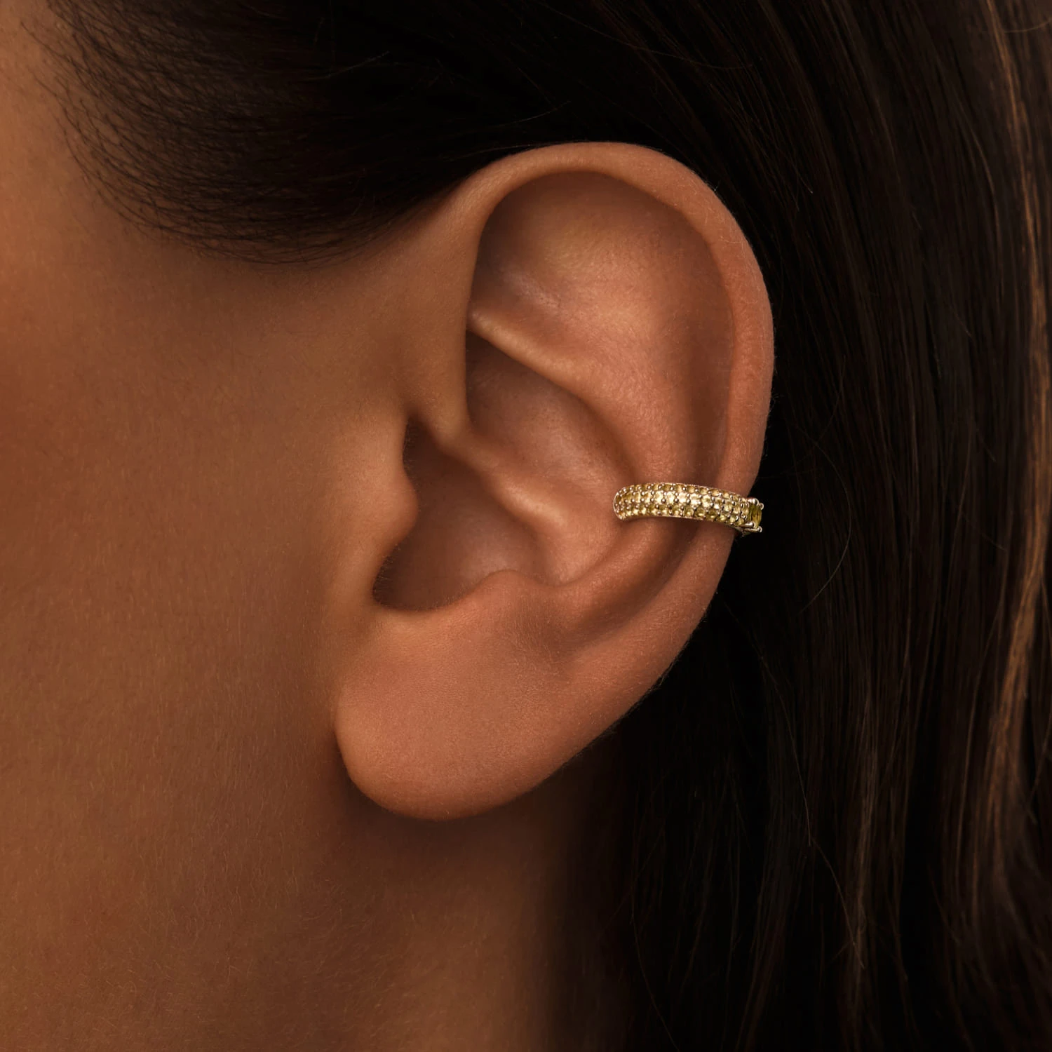 Серебряный кафф с желтыми фианитами