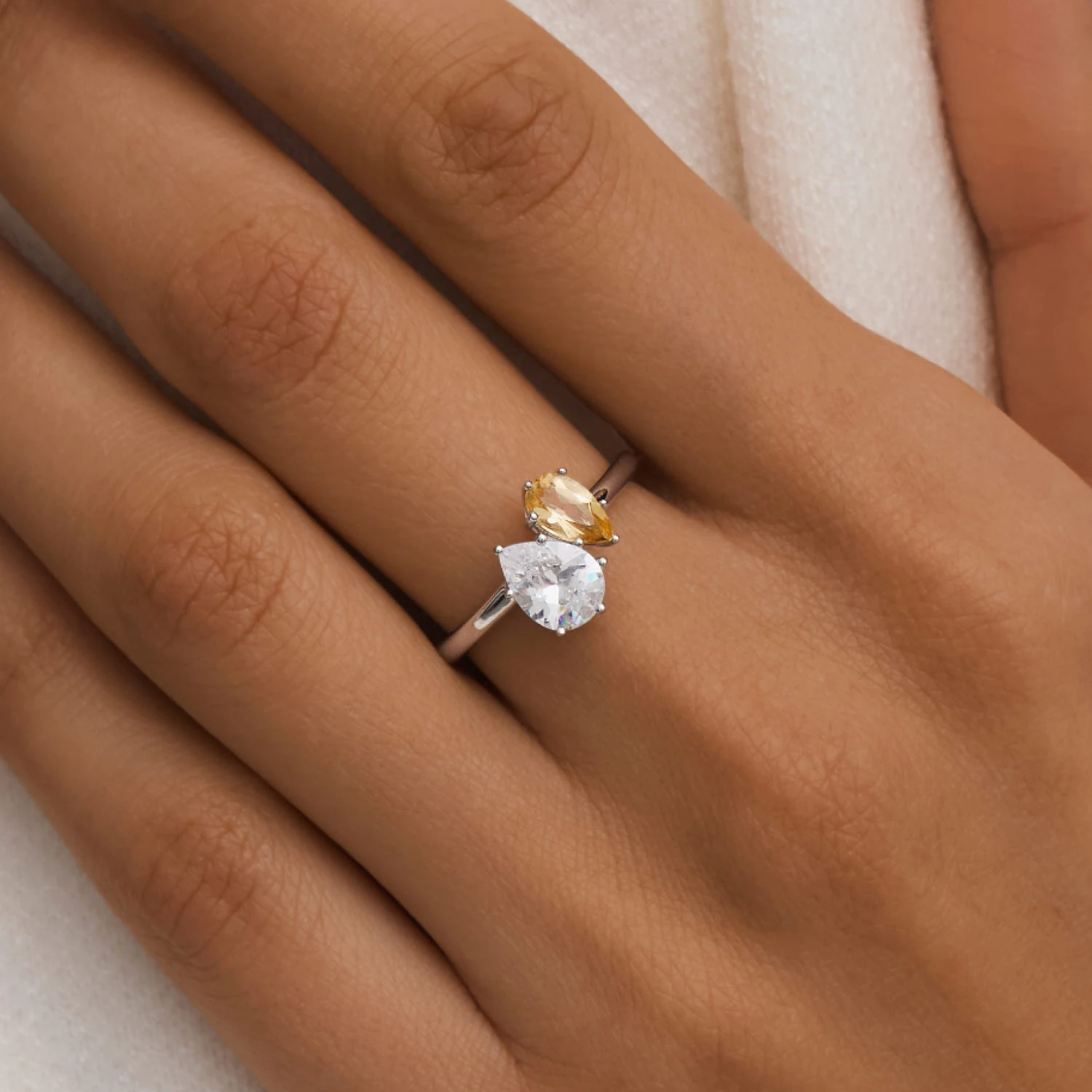 Серебряное кольцо ЭЙФОРИЯ с цитрином и фианитом