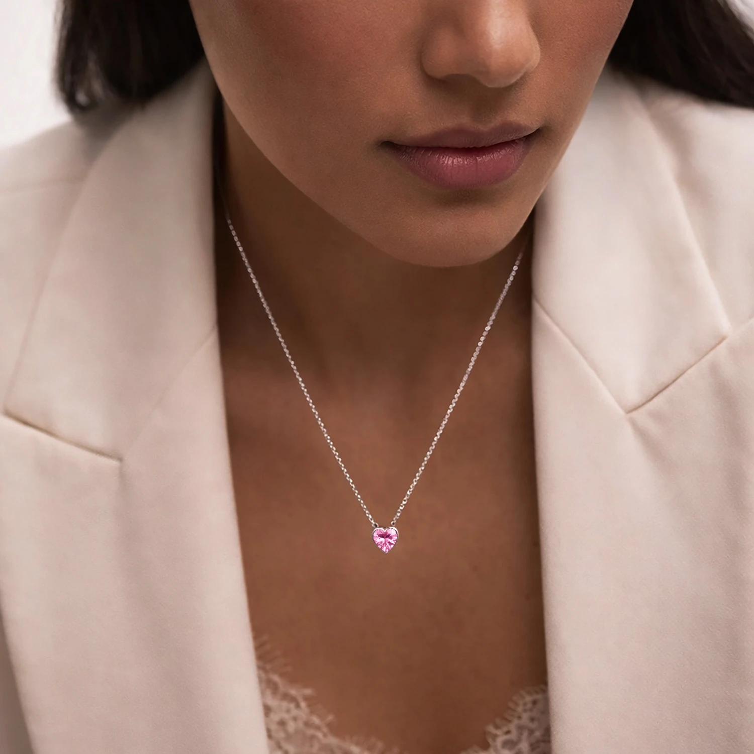 Серебряное колье ЛЮБОВЬ с розовым сердцем