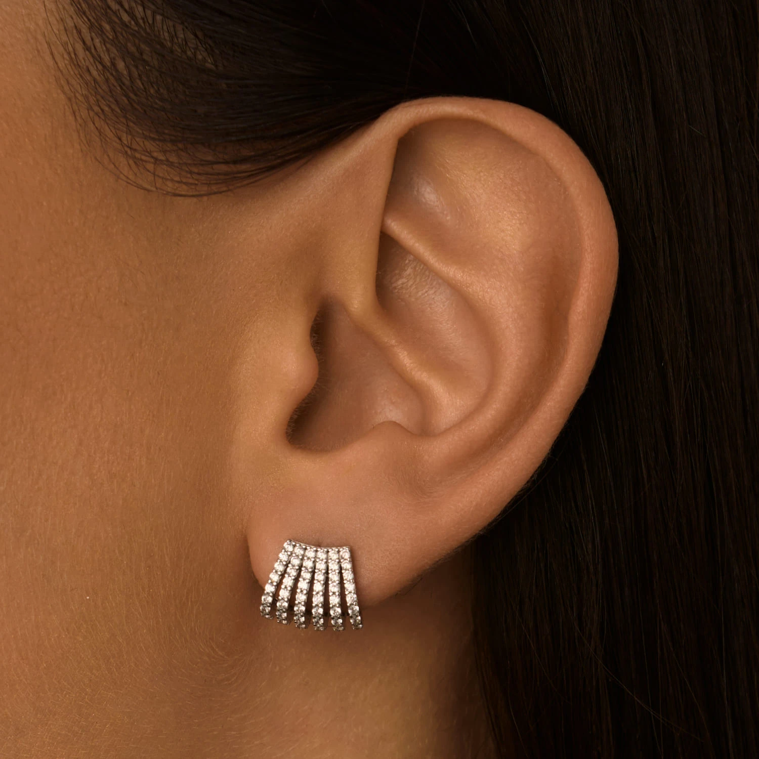 Серьги из серебра с фианитами MIESTILO