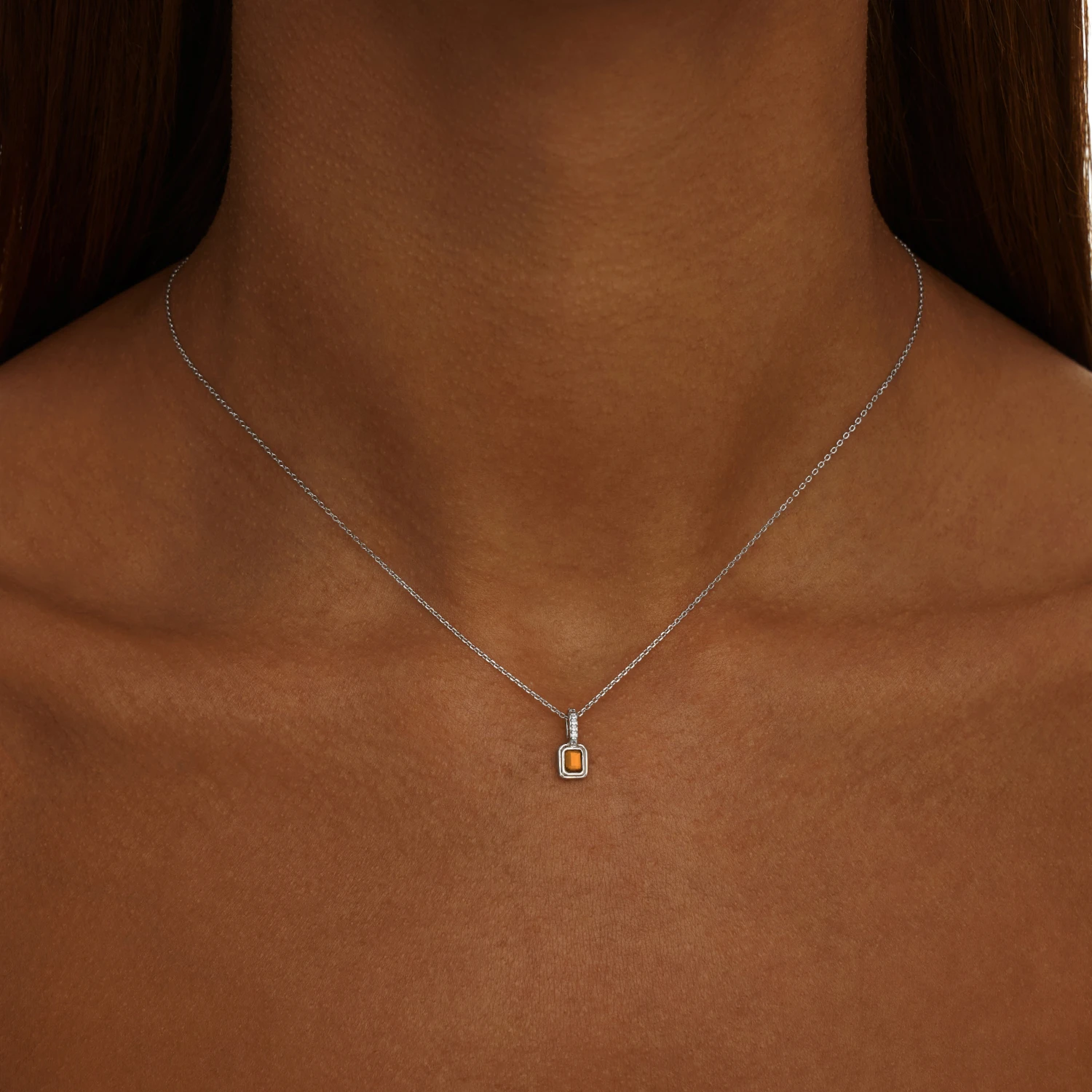 Серебряное колье с цитрином