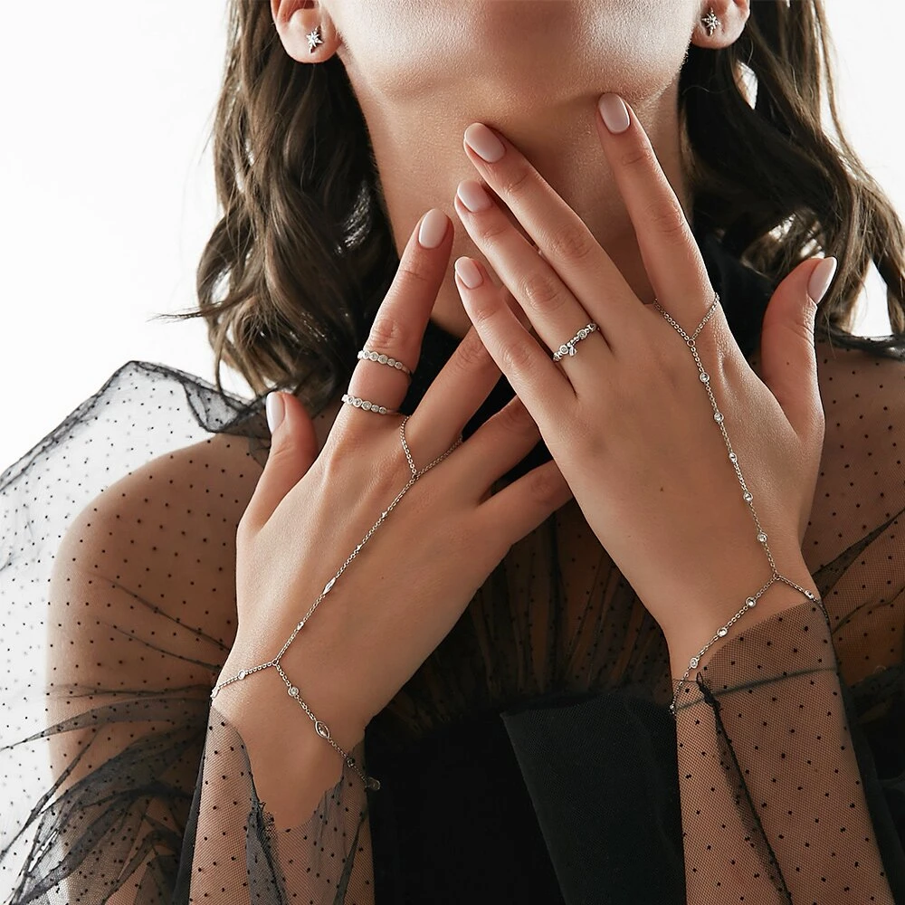 Серебряный слейв-браслет с фианитами