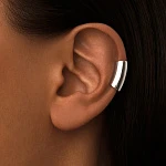 Серебряный длинный кафф с фианитом