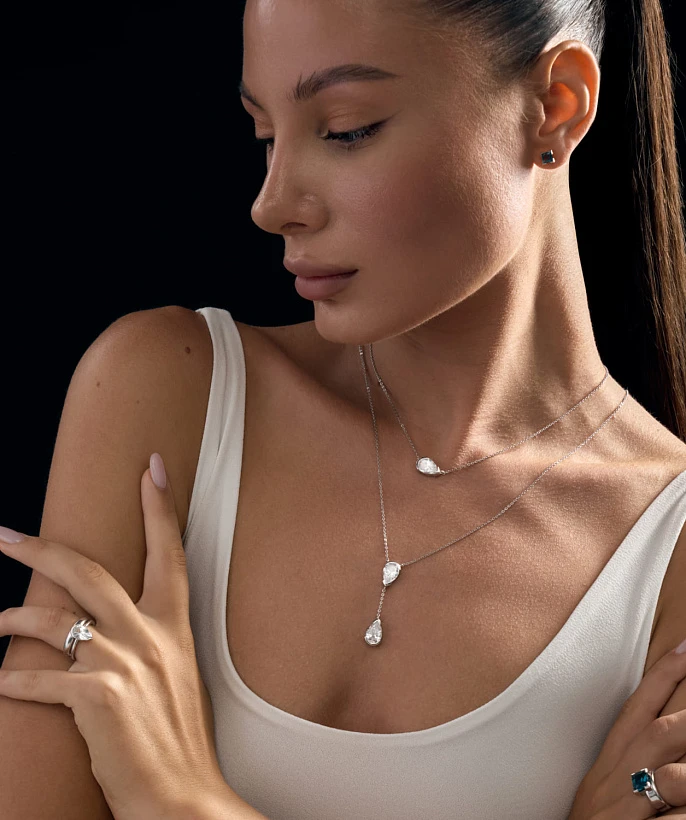 Серебряное колье PURITY с белым топазом