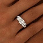 Серебряное кольцо с фианитами Baguette