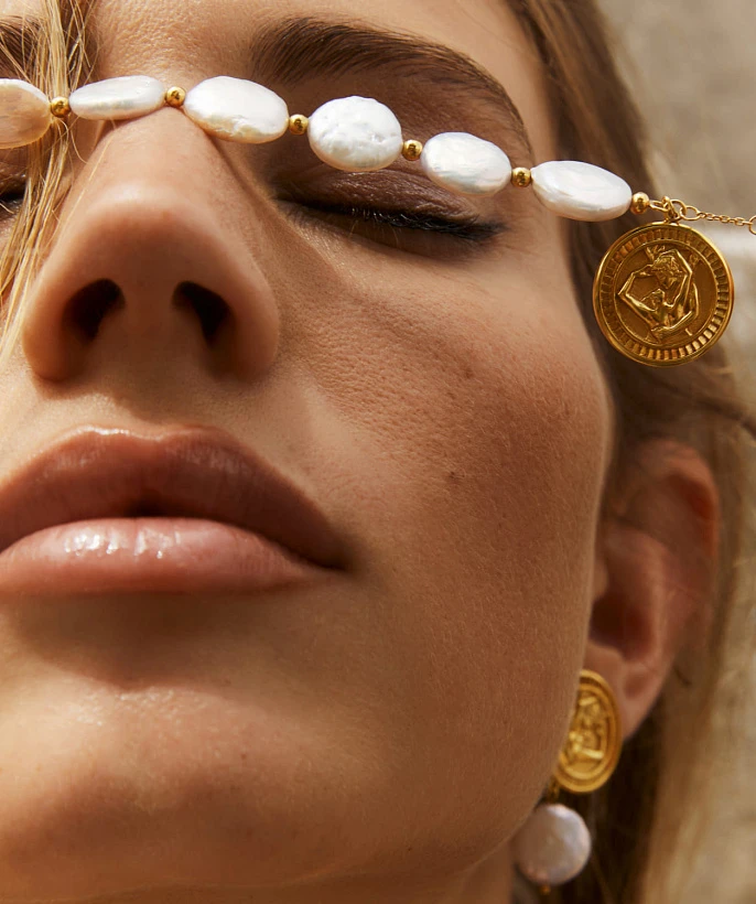 Серебряный браслет из барочного жемчуга AMOR в покрытии желтое золото