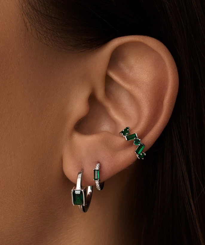 Серебряные серьги-конго с зеленым фианитом MIESTILO