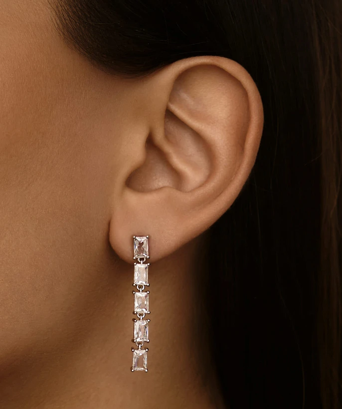 Серебряные пусеты с подвесками из крупных фианитов MIESTILO 