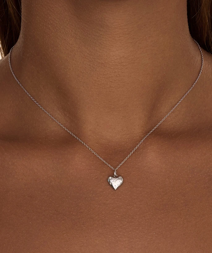 Серебряная подвеска сердце с фианитами MIESTILO