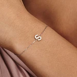 Серебряный браслет с буквой S MIESTILO