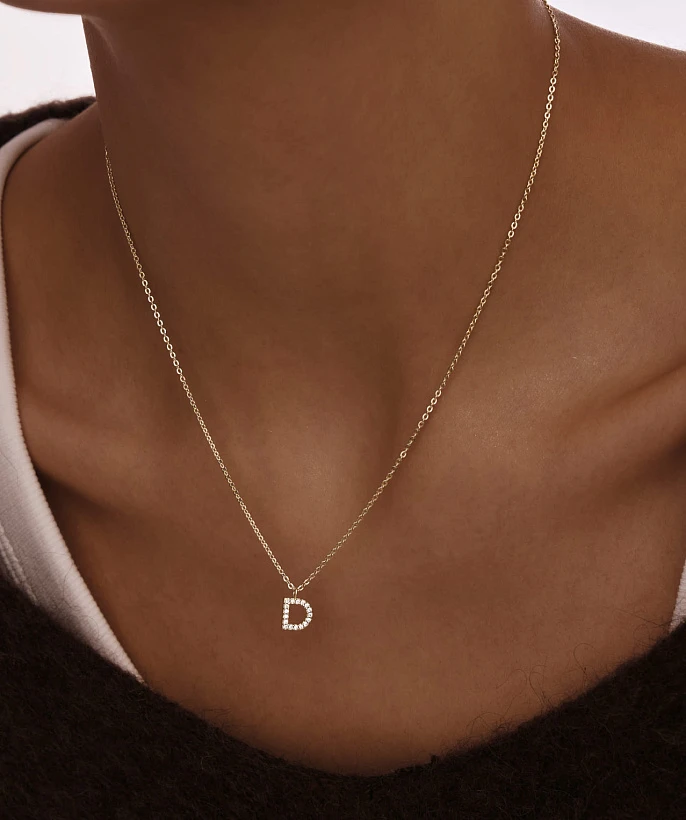 Серебряное колье  в покрытии желтое золото  с буквой Д MIESTILO